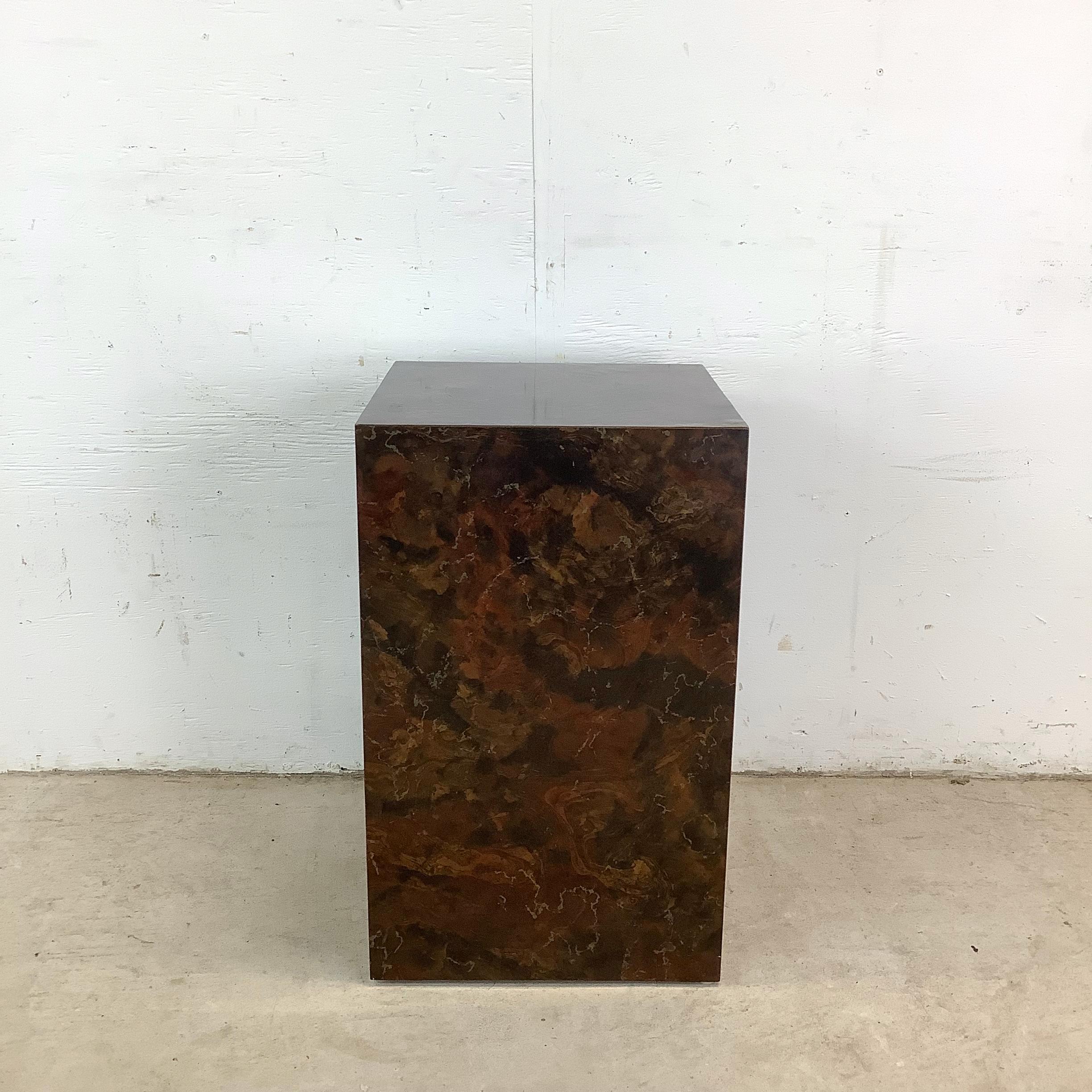 Vintage Modern Display Pedestal im Angebot 5