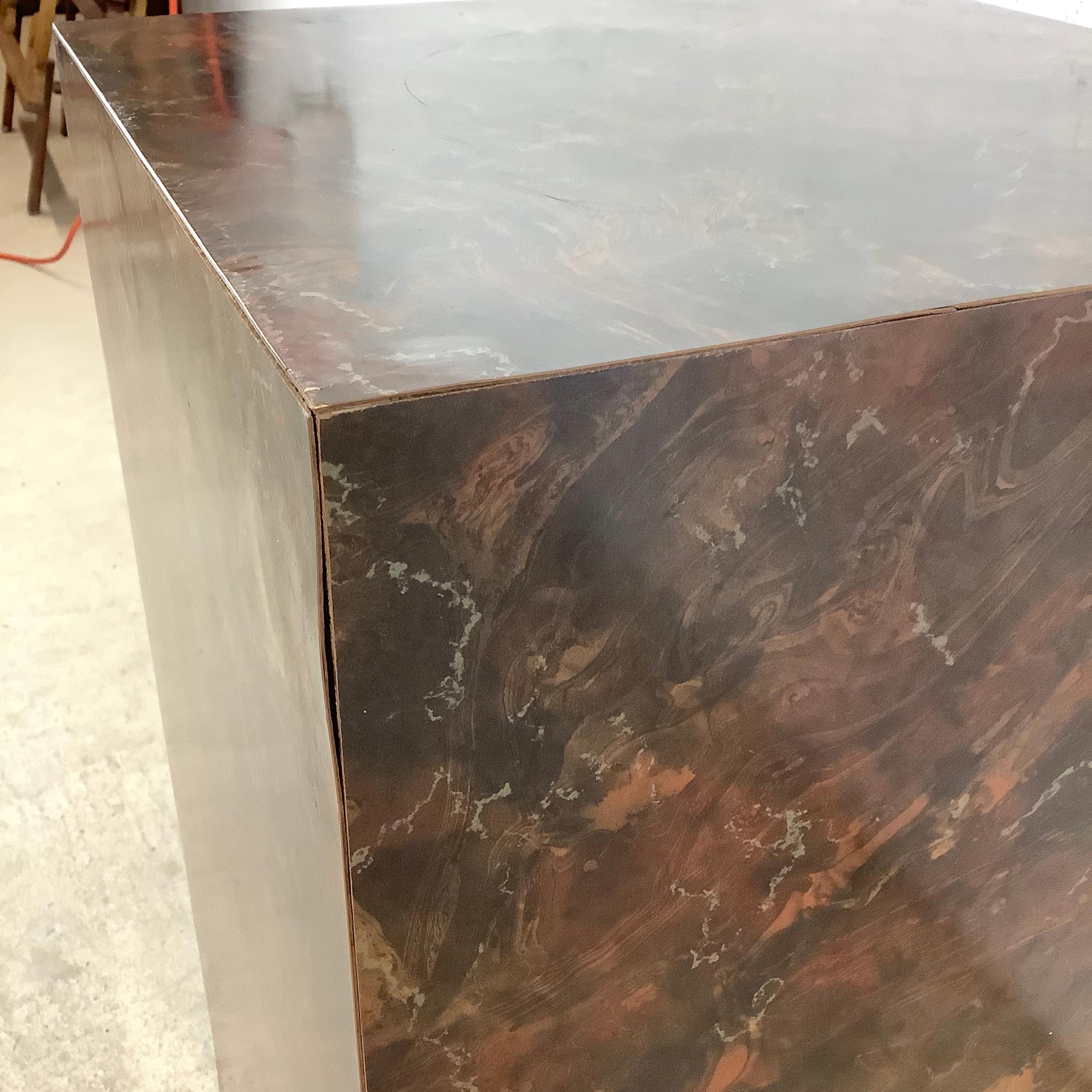 Vintage Modern Display Pedestal im Angebot 7