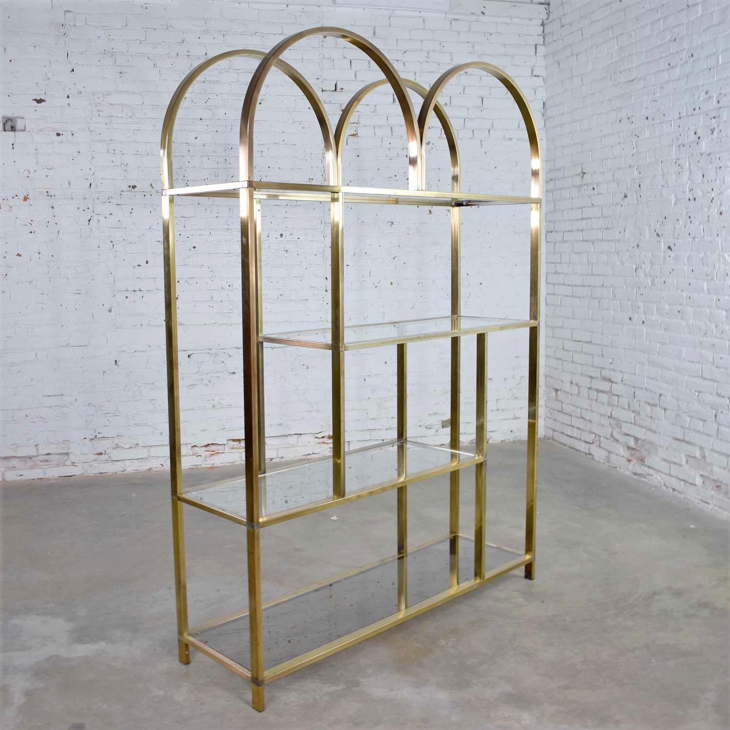 Vintage Modern Double Arched Étagère Display Shelves Brass Plated and Glass  For Sale at 1stDibs