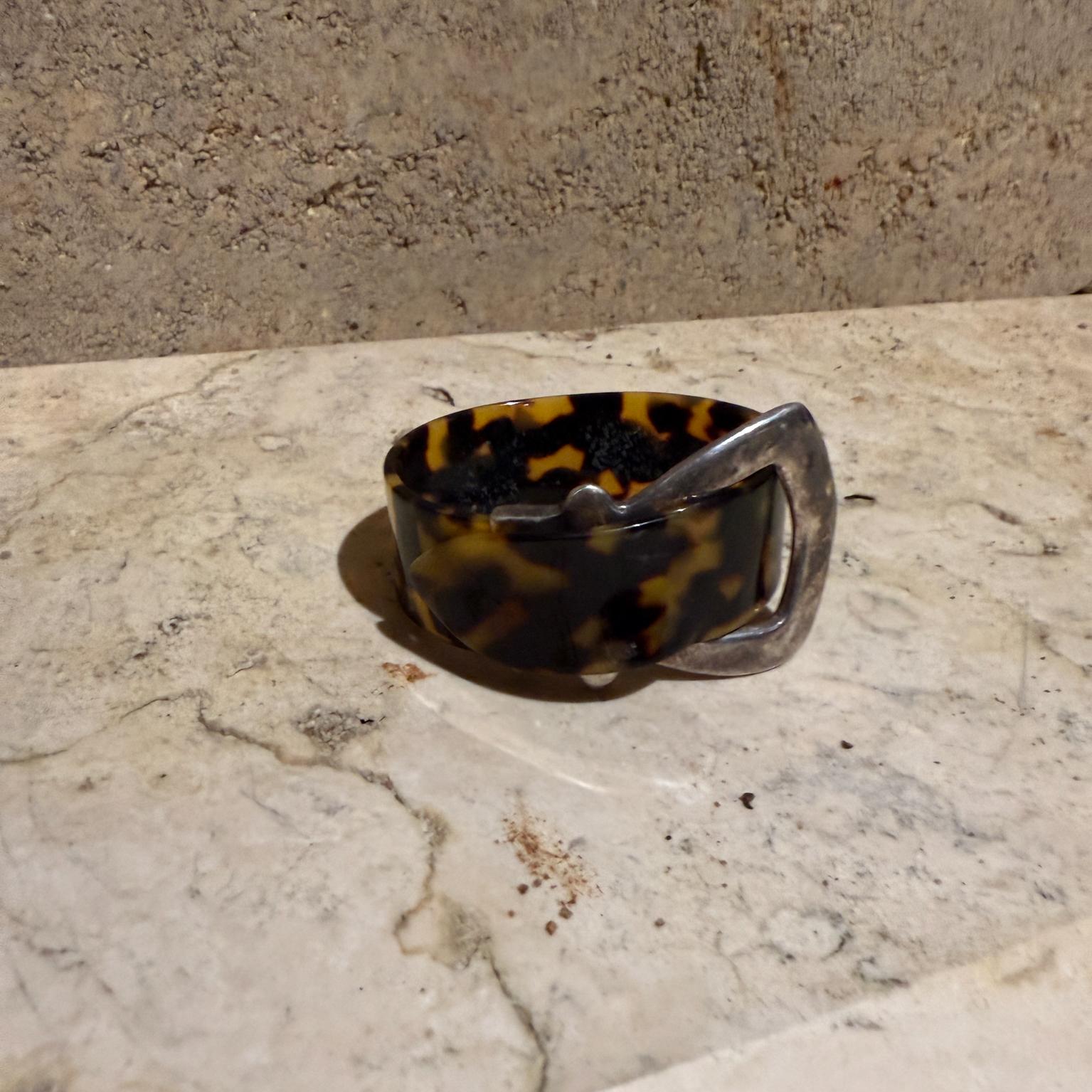 Argento Gemello vintage moderno in argento con finto guscio di tartaruga in vendita