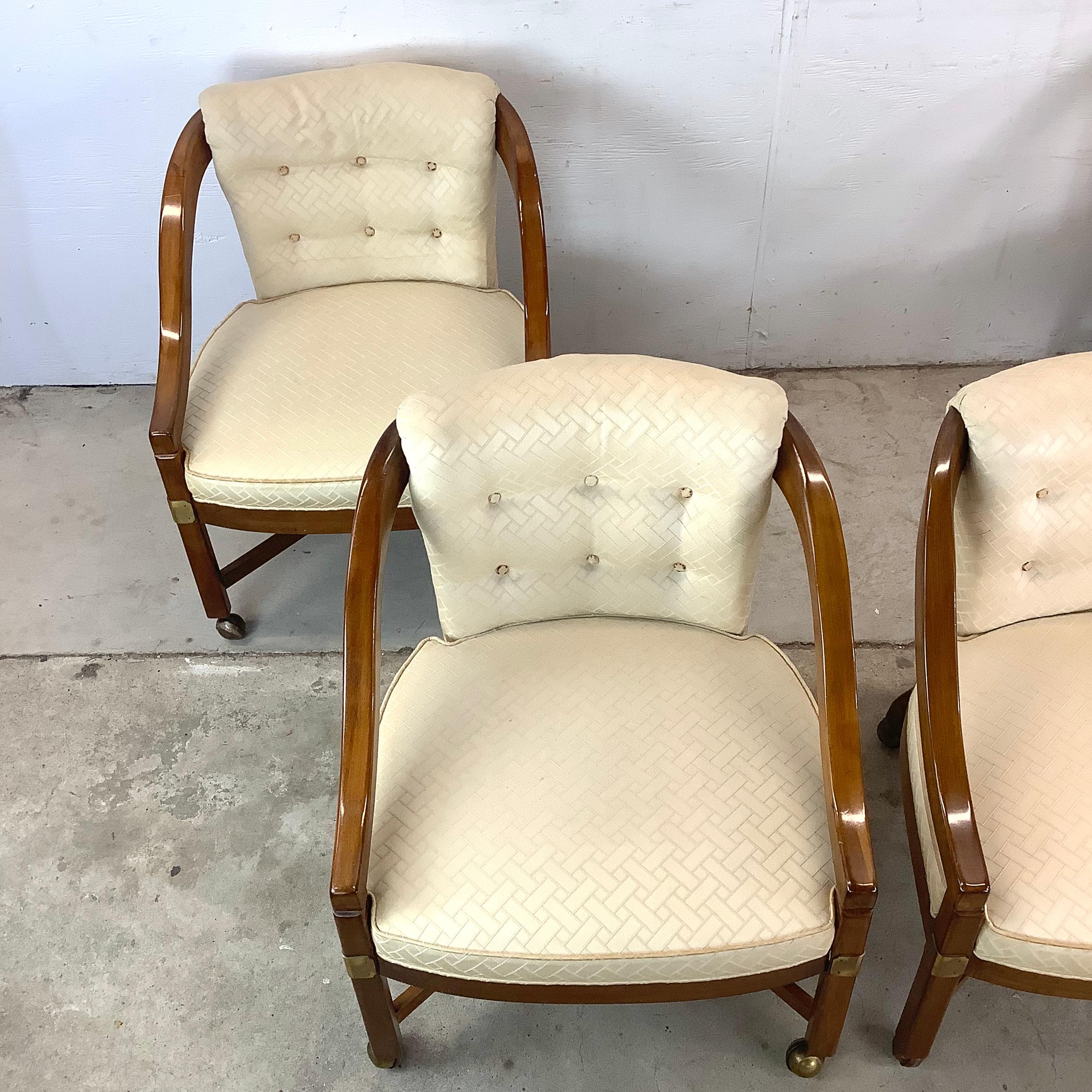 Tavolo da gioco moderno vintage con quattro sedie da club in vendita 4