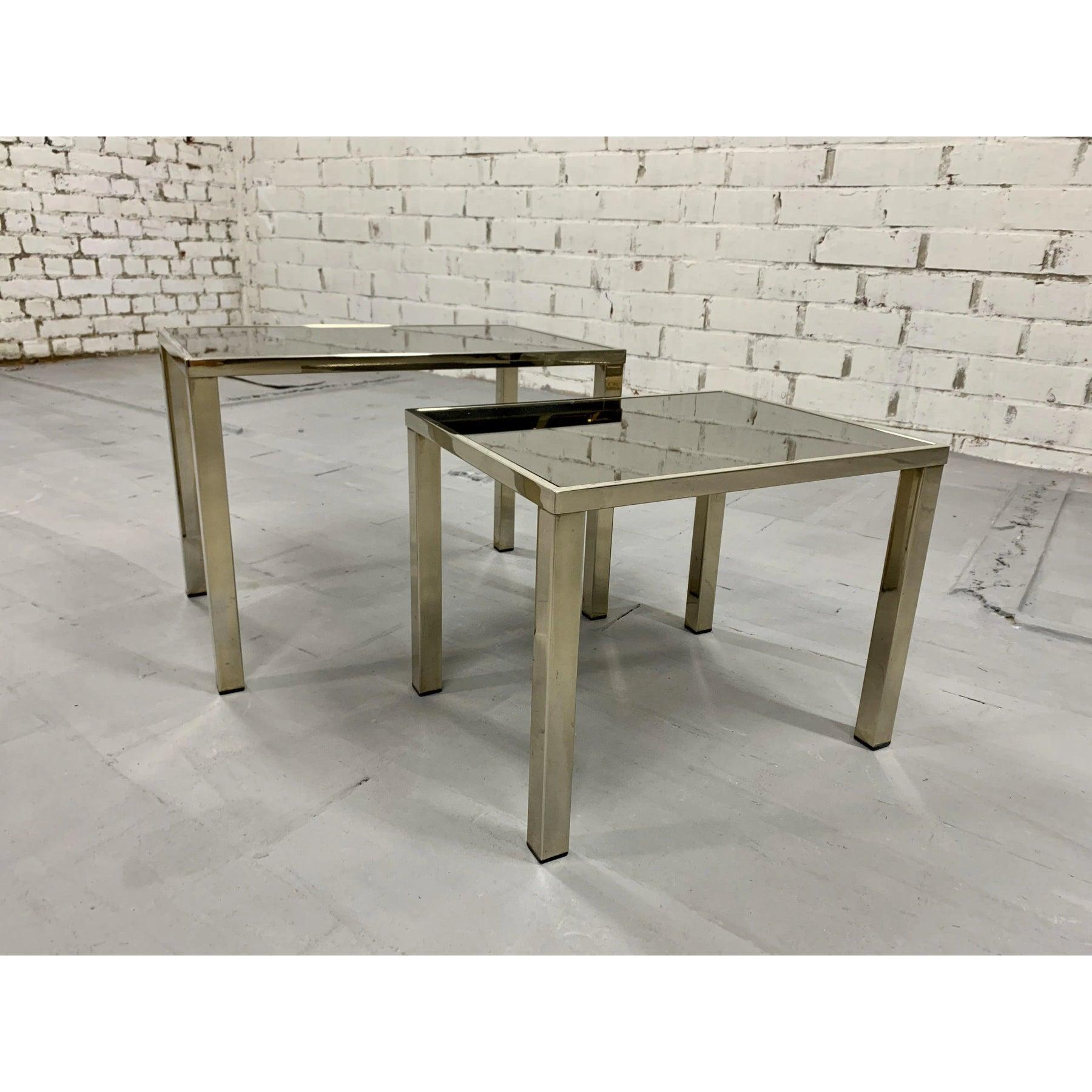 Vintage Modern Glass and Chrome Side Tables - a Pair in vendita 1