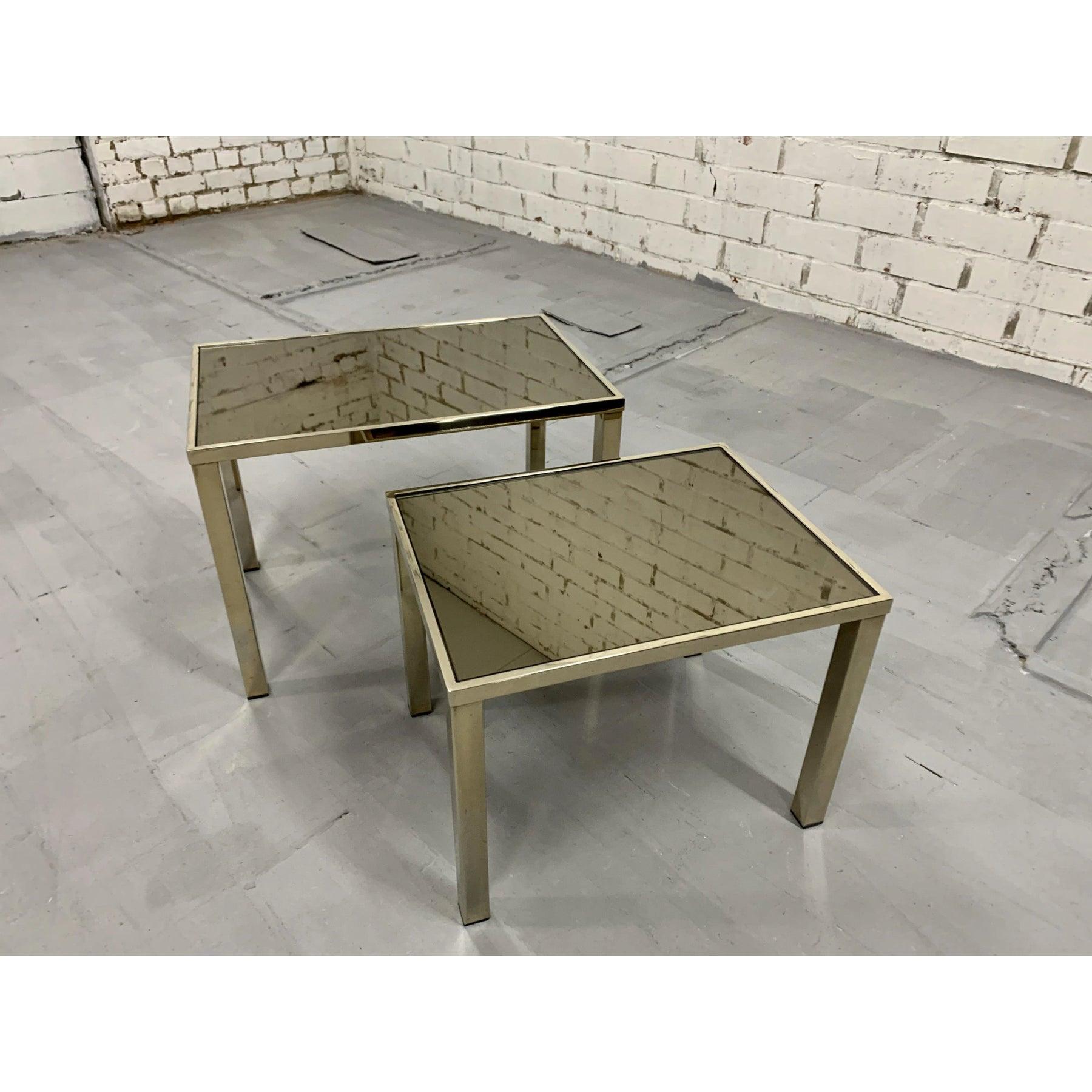 Vintage Modern Glass and Chrome Side Tables - a Pair in vendita 2