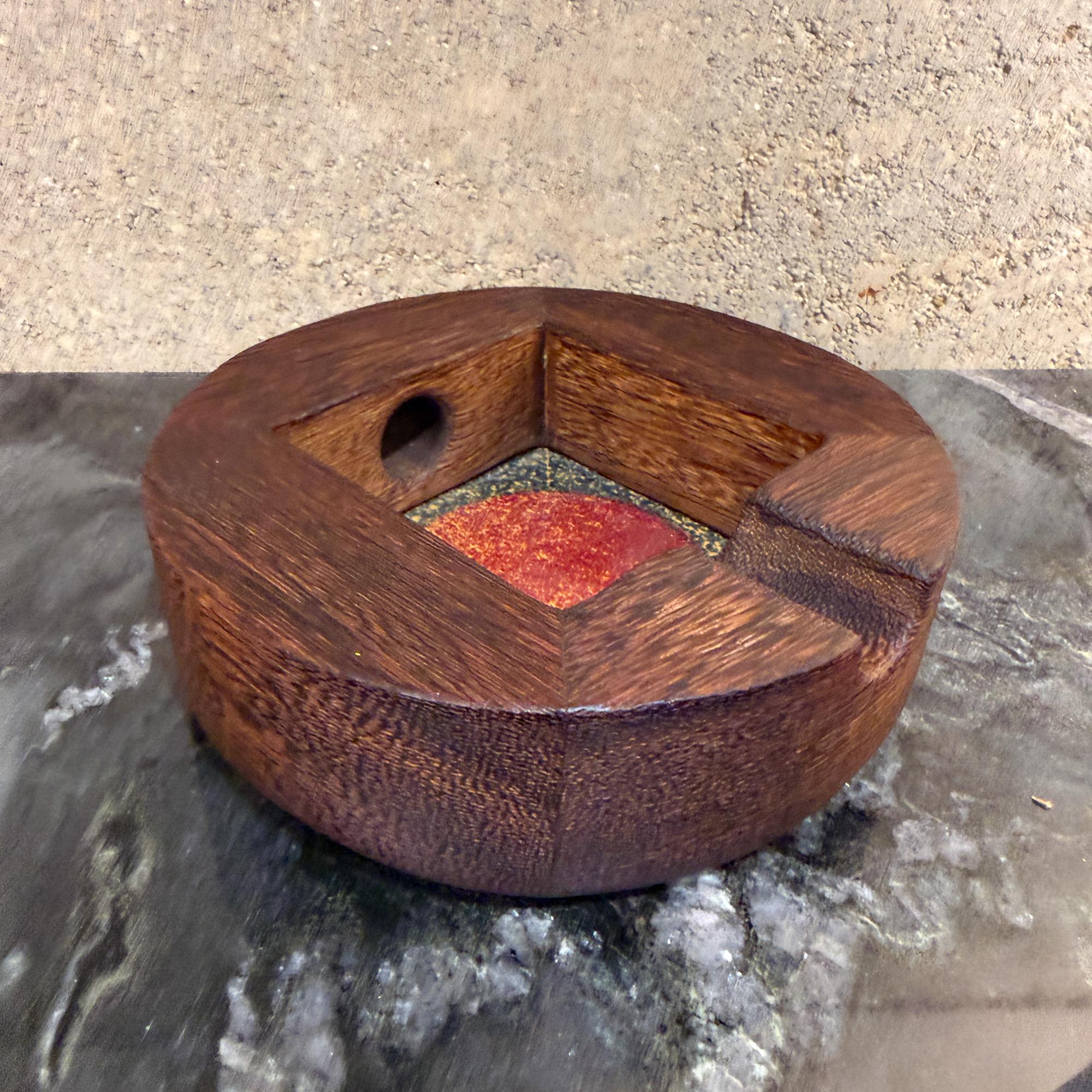 Vintage Modern Handcrafted Aschenbecher Exotic Wood & Emaille Studio A (Moderne der Mitte des Jahrhunderts) im Angebot