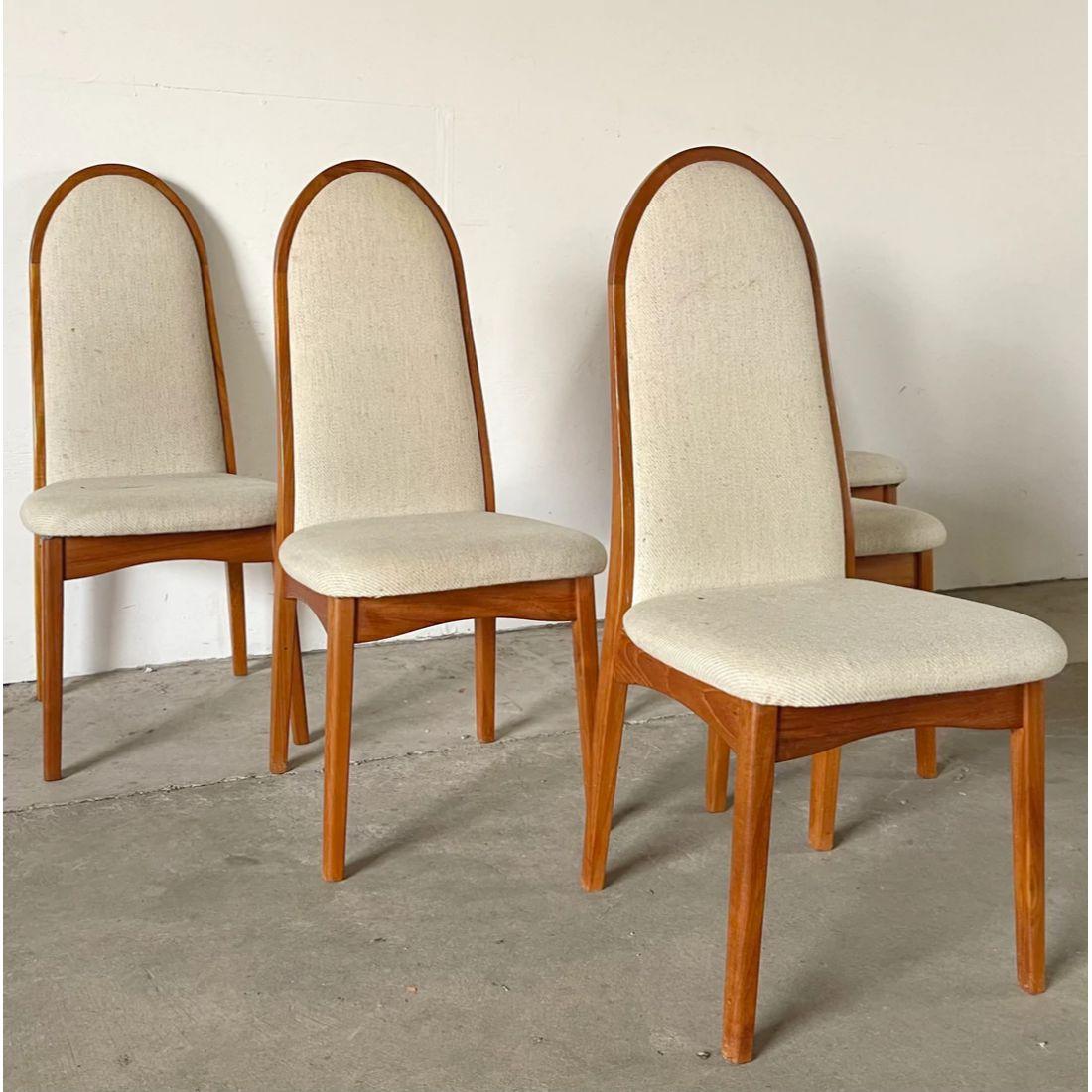 This stylish pair of Mid-Century Modern shell chairs feature sturdy metal frames and molded plastic seats. The comfortable proportions of this matching pair of Eames style side chairs make an ideal seating addition for occasional office seating,