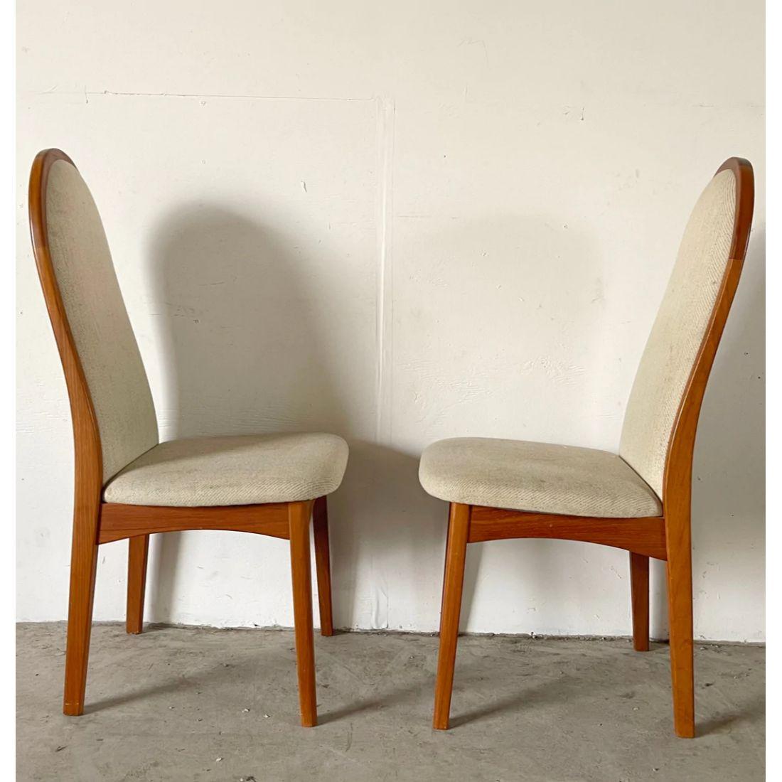 Other Vintage Modern High-back Teak Dining Chairs, Set of Five