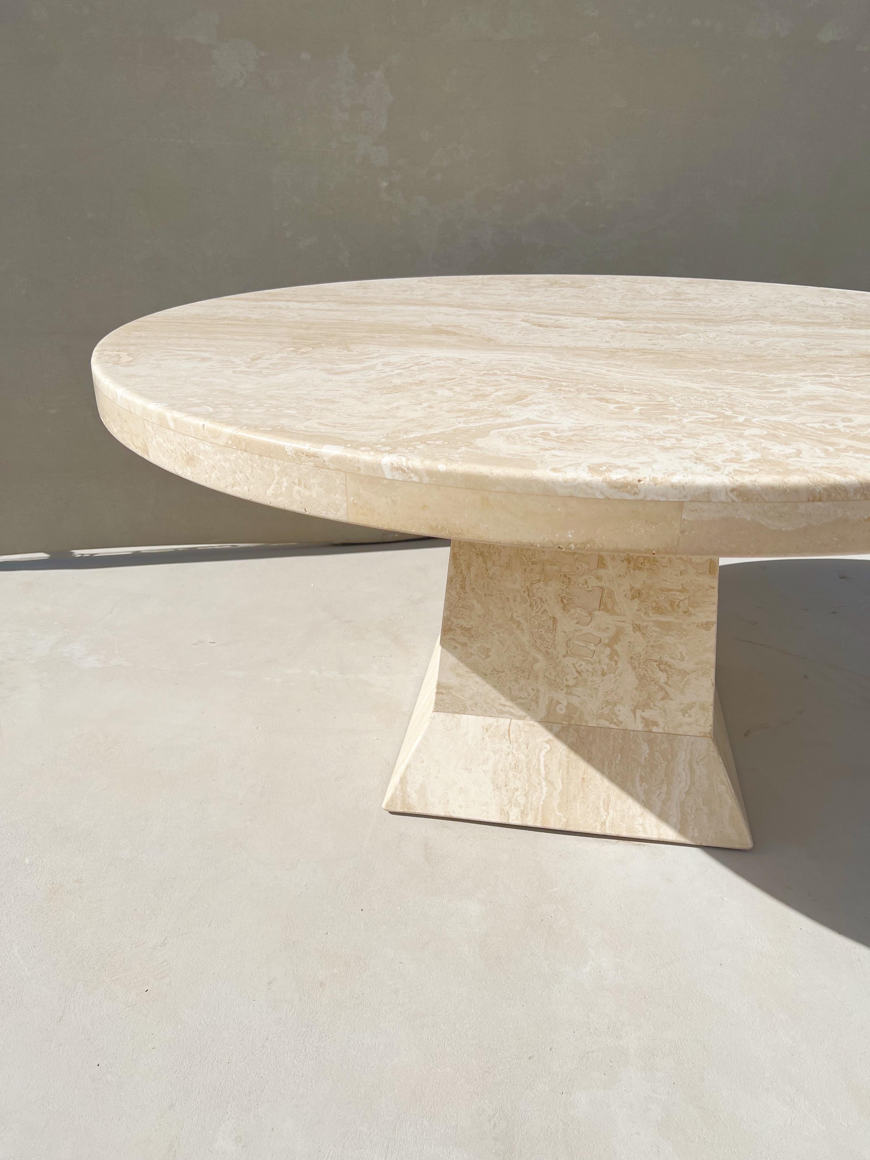 Hand-Crafted Vintage Modern Italian Travertine Round Dining Table with a Sculptural Base