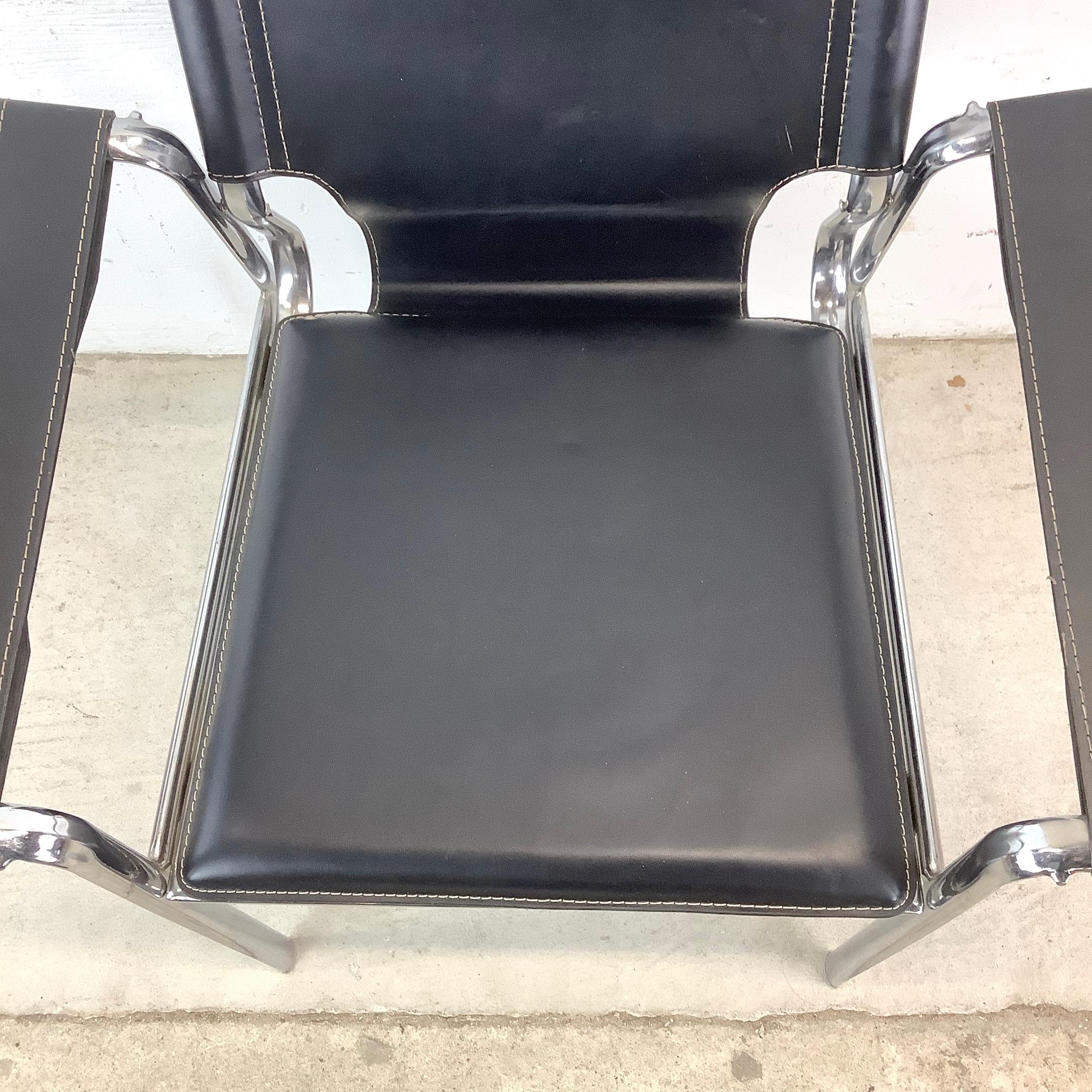 Métal Fauteuil club vintage moderne en cuir et chrome après Mart Stam en vente