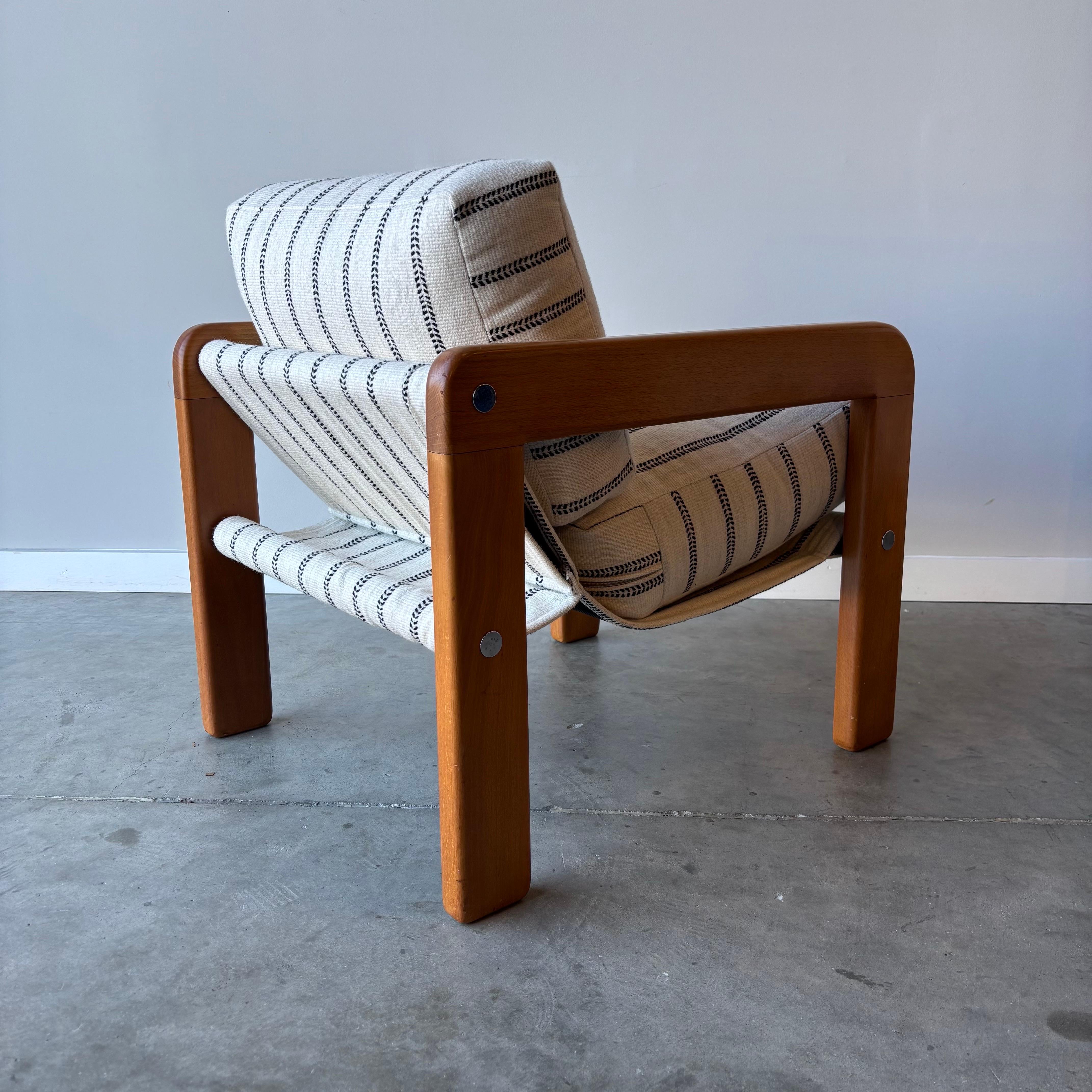 Upholstery Vintage Modern Lounge Chairs, a Pair For Sale