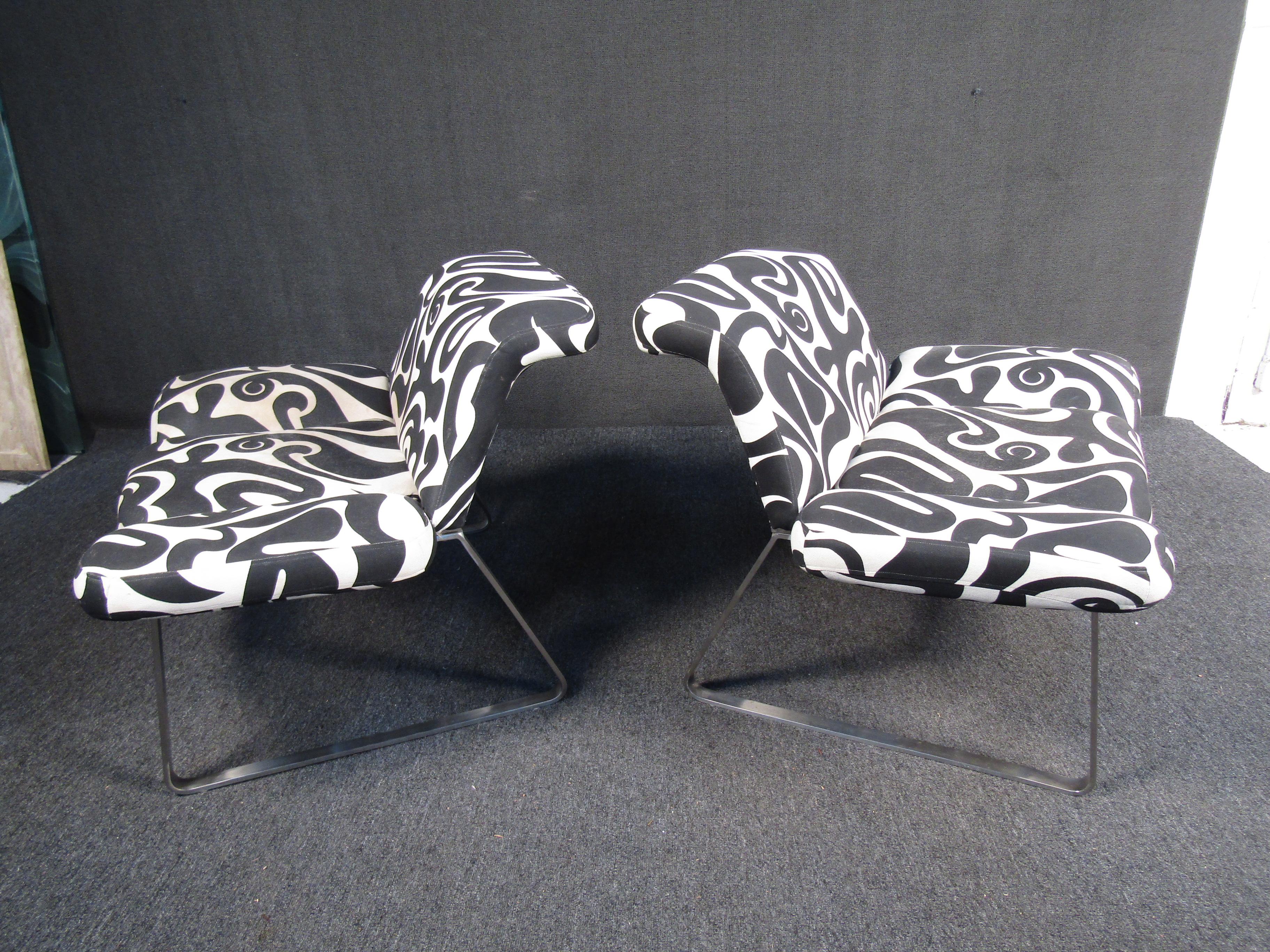 20th Century Vintage Modern Lounge Chairs For Sale
