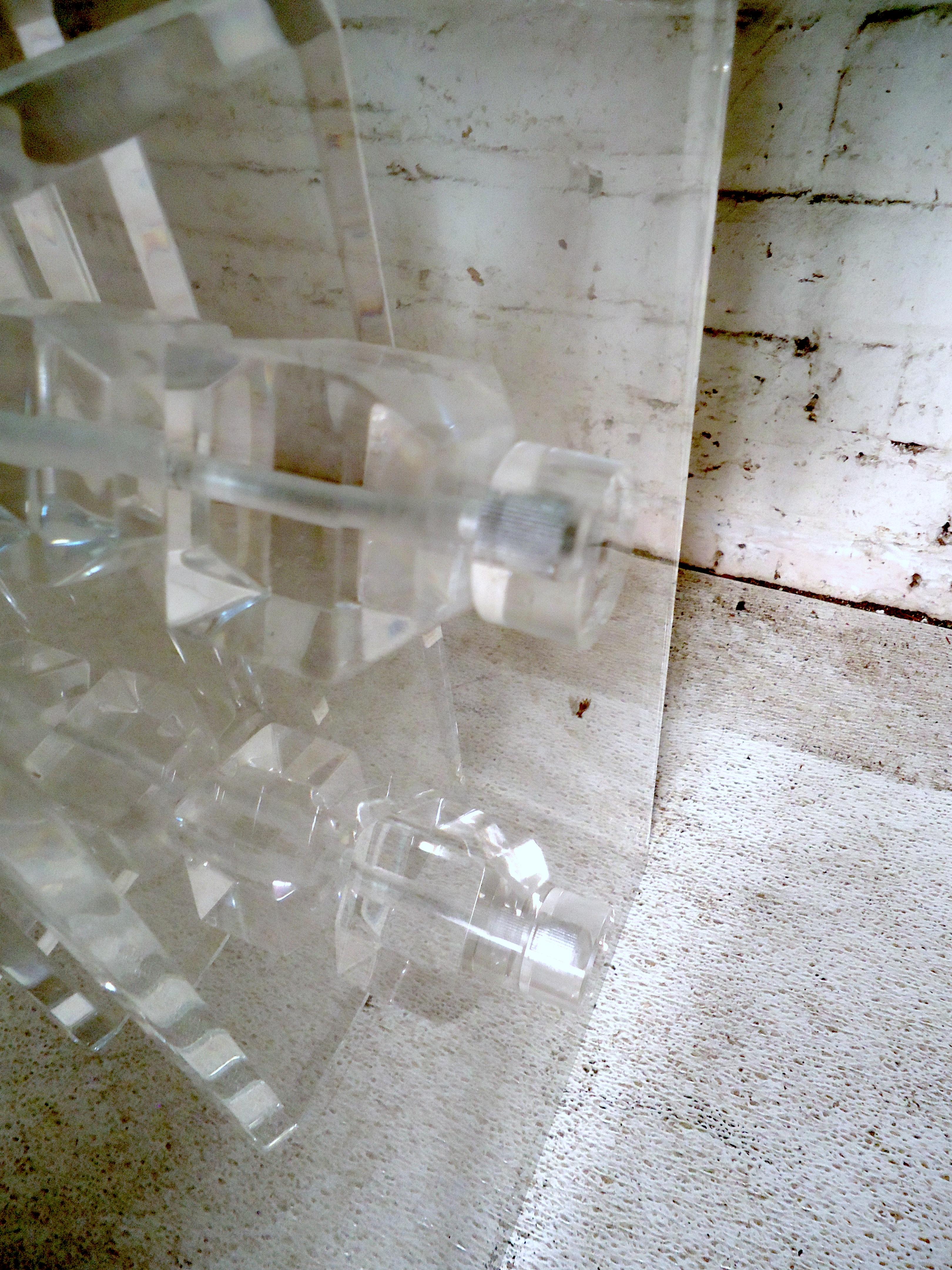 Mid-20th Century Vintage Modern Lucite Side Table
