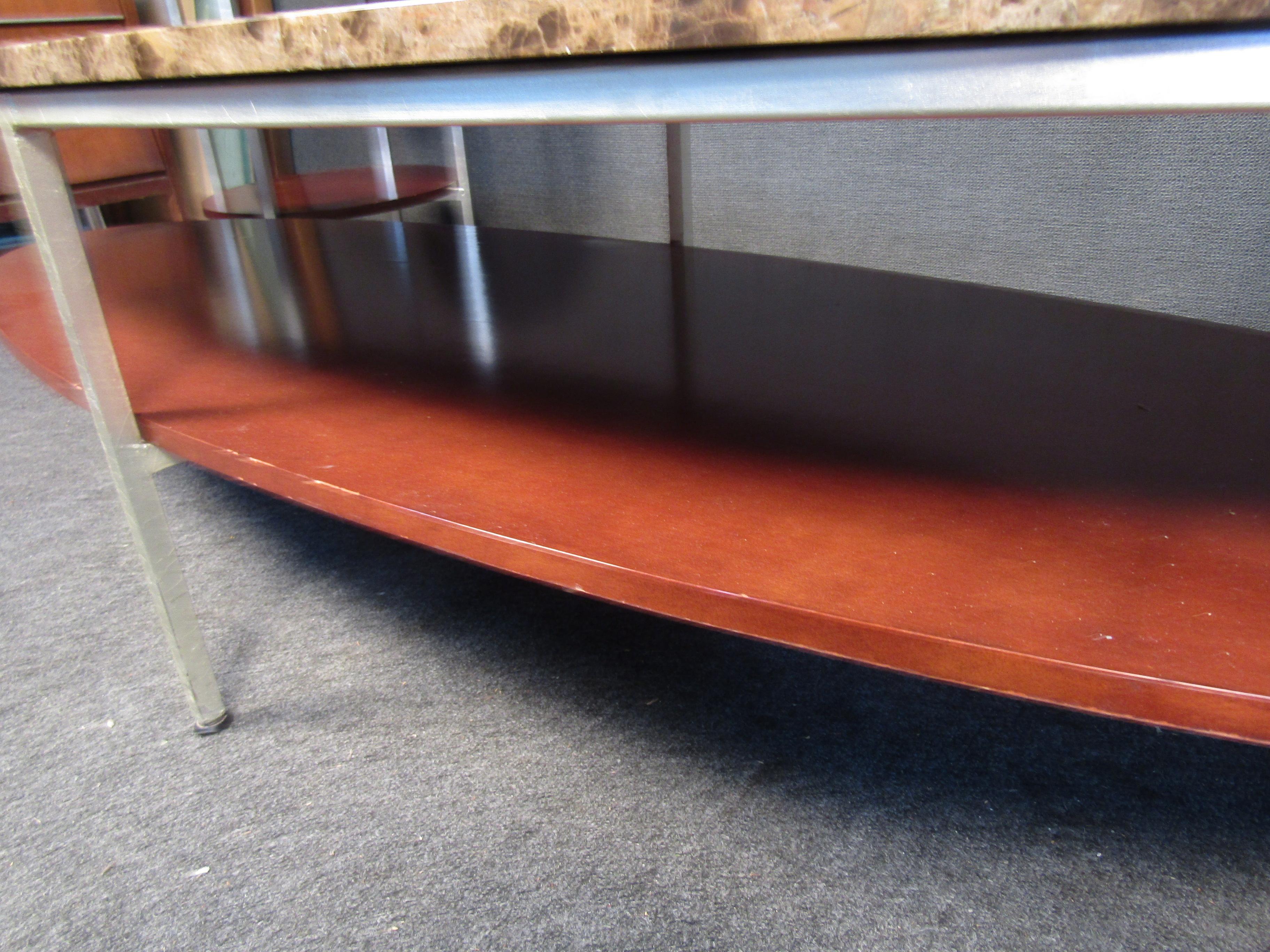 Ensemble de tables basses vintage et modernes en marbre en vente 2
