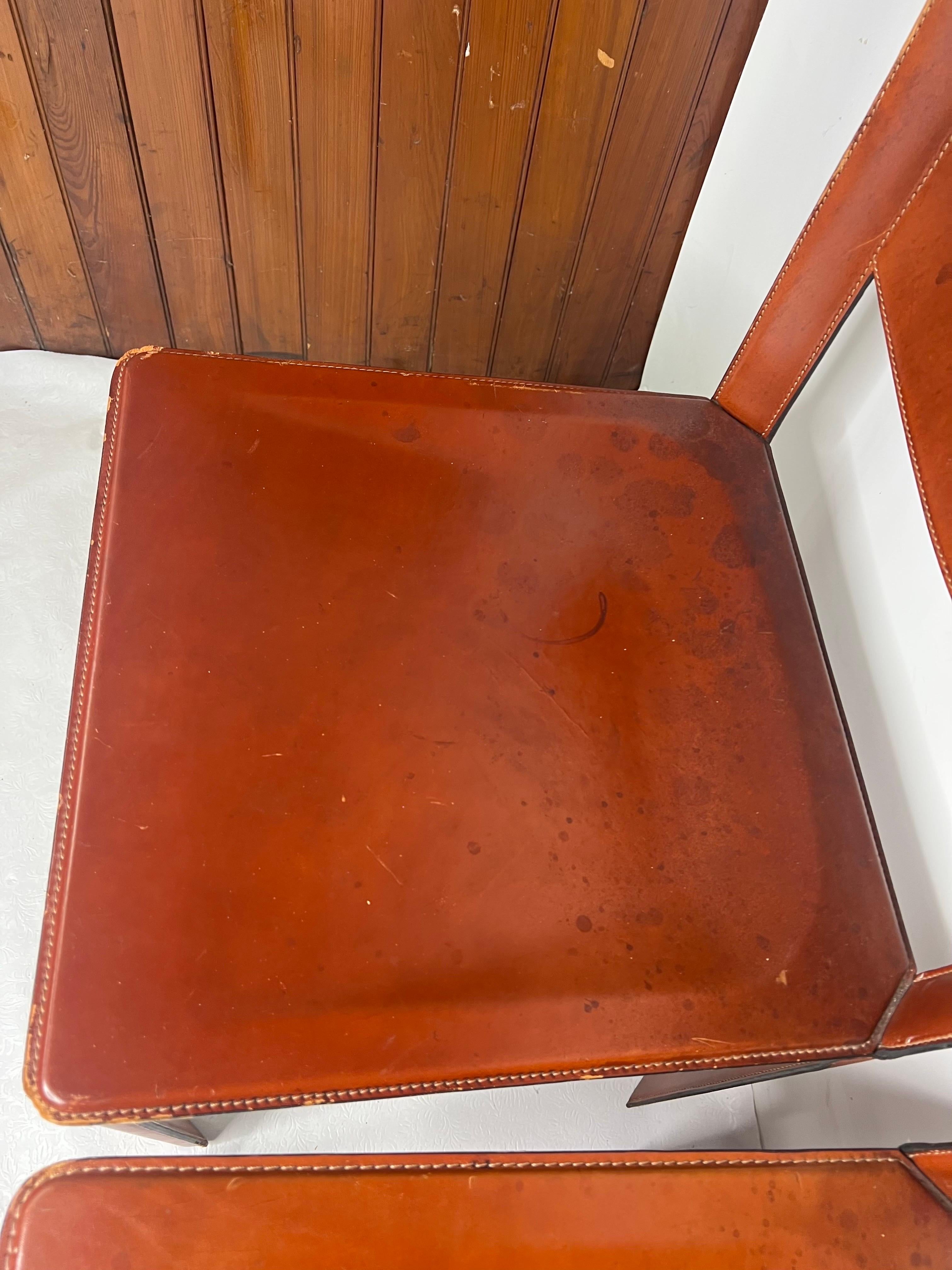 Chaises modernes vintage en cuir rouge Matteo Grassi, lot de 4 en vente 3