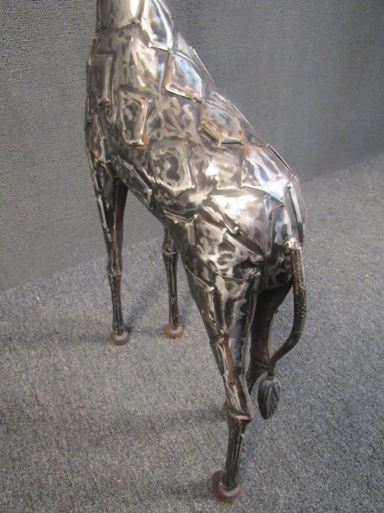 Late 20th Century Vintage Modern Metal Giraffe Sculpture