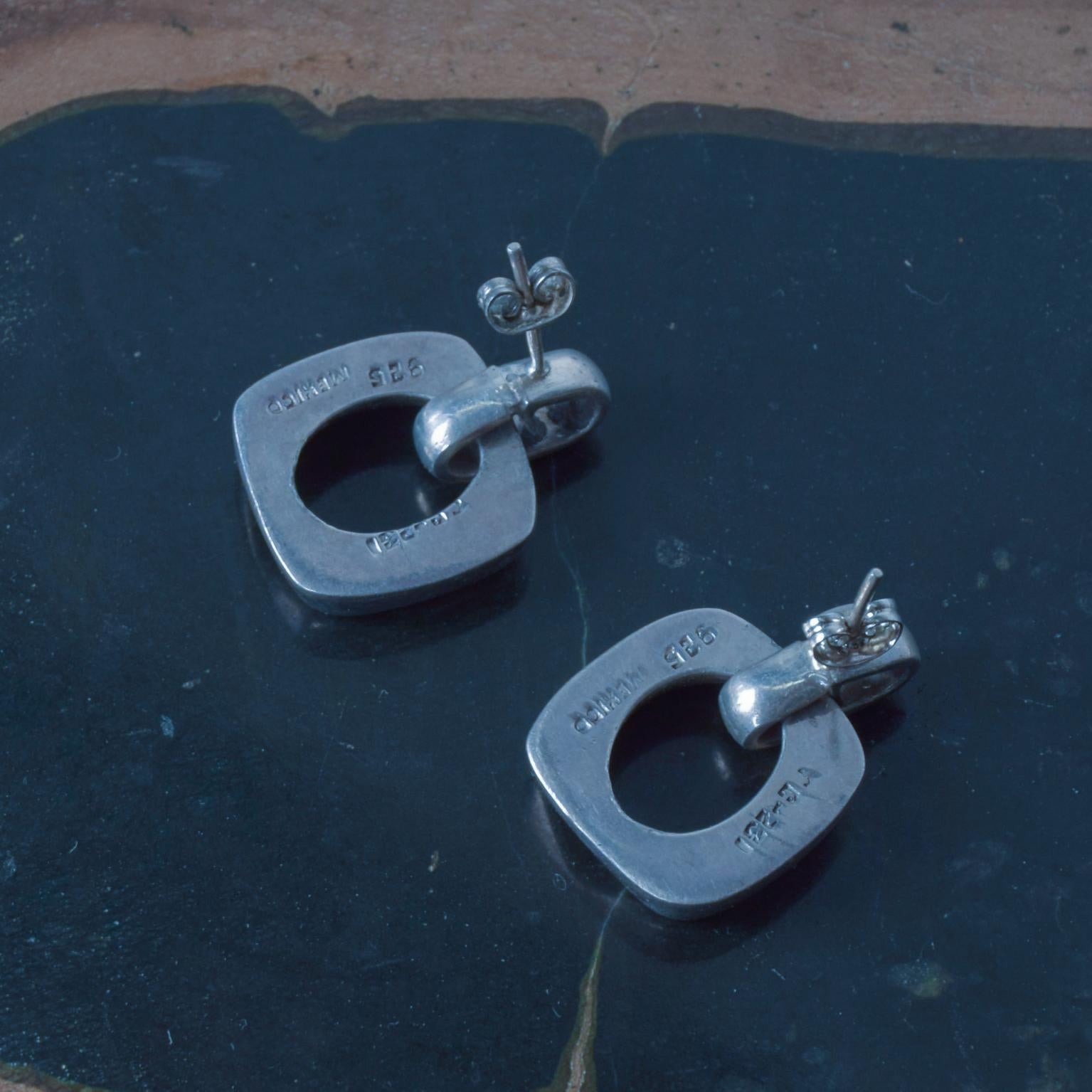 Vintage Modern Mexico Sterling Silver 925, Dangle Earrings, Taxco Designer In Good Condition In Chula Vista, CA