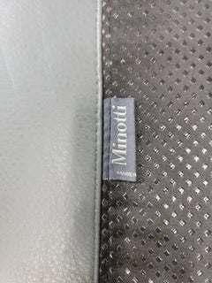 Sedie da salotto girevoli Minotti moderne e vintage in pelle Aqua Blu, coppia