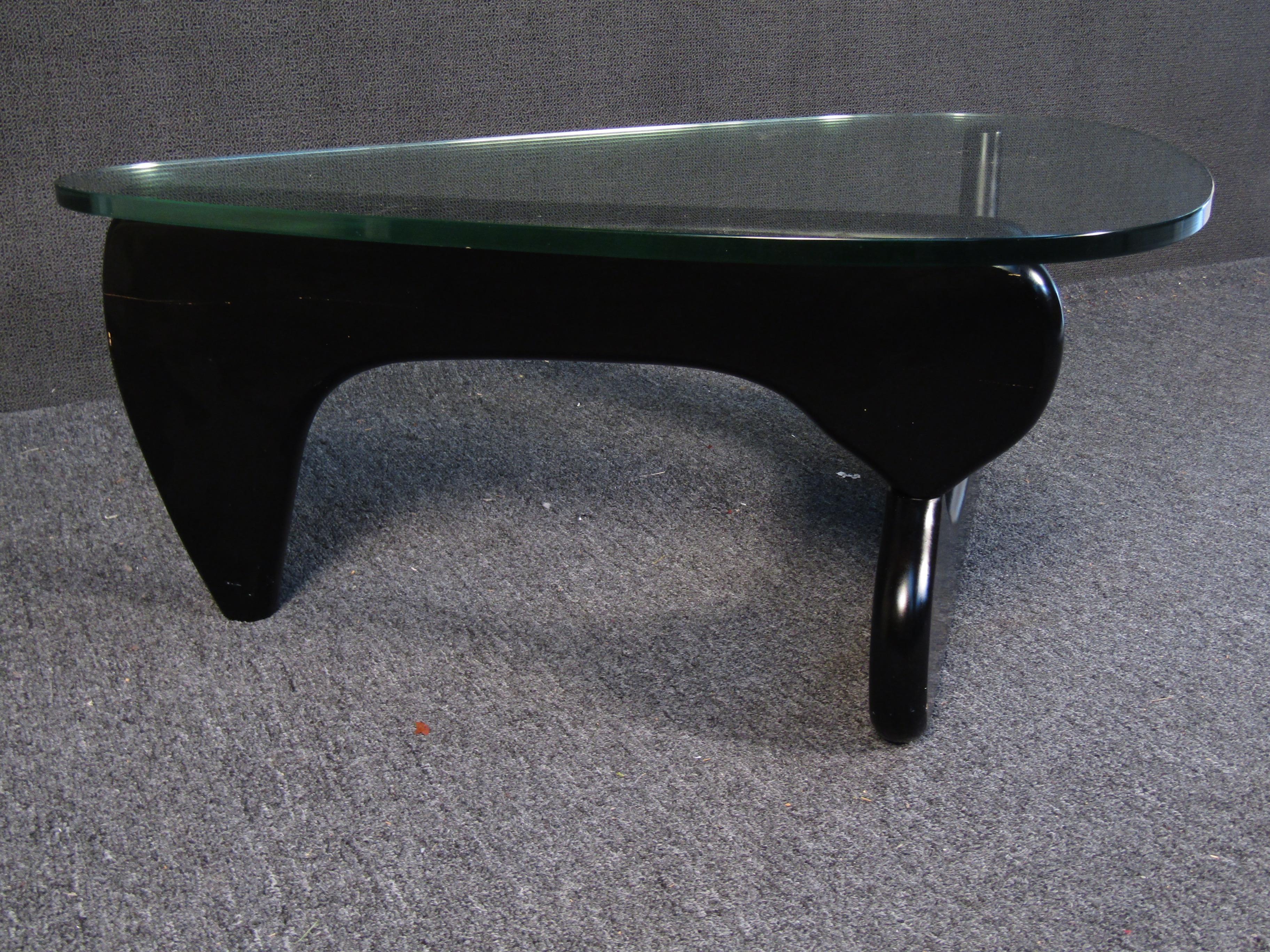 Glass Vintage Modern Noguchi Style Coffee Table For Sale