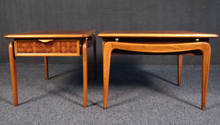 Vintage Modern Oak and Walnut End Tables by Lane For Sale 4