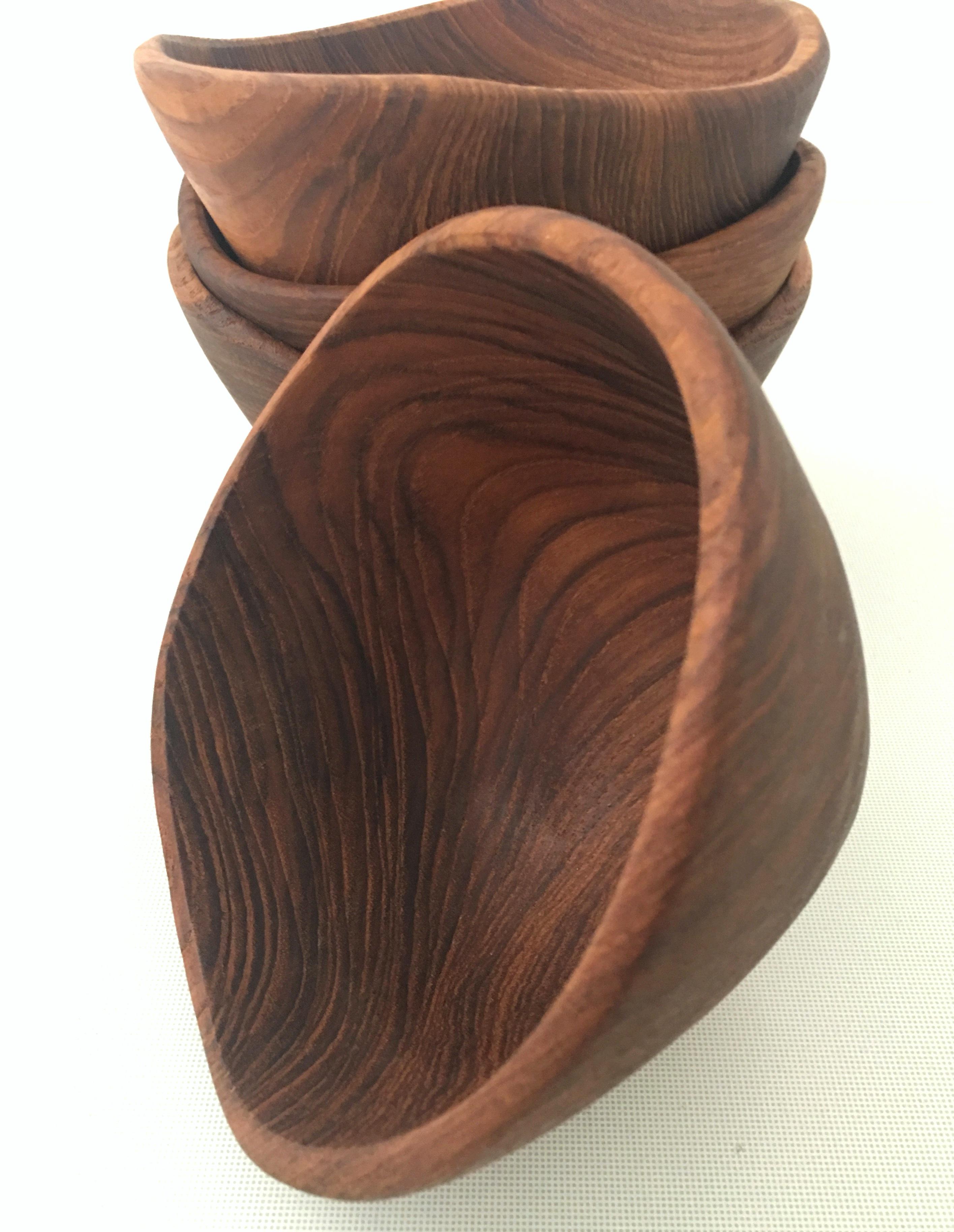 Vintage Modern Organic Form Teak Serving Bowl Set of Seven Pieces In Good Condition In West Palm Beach, FL
