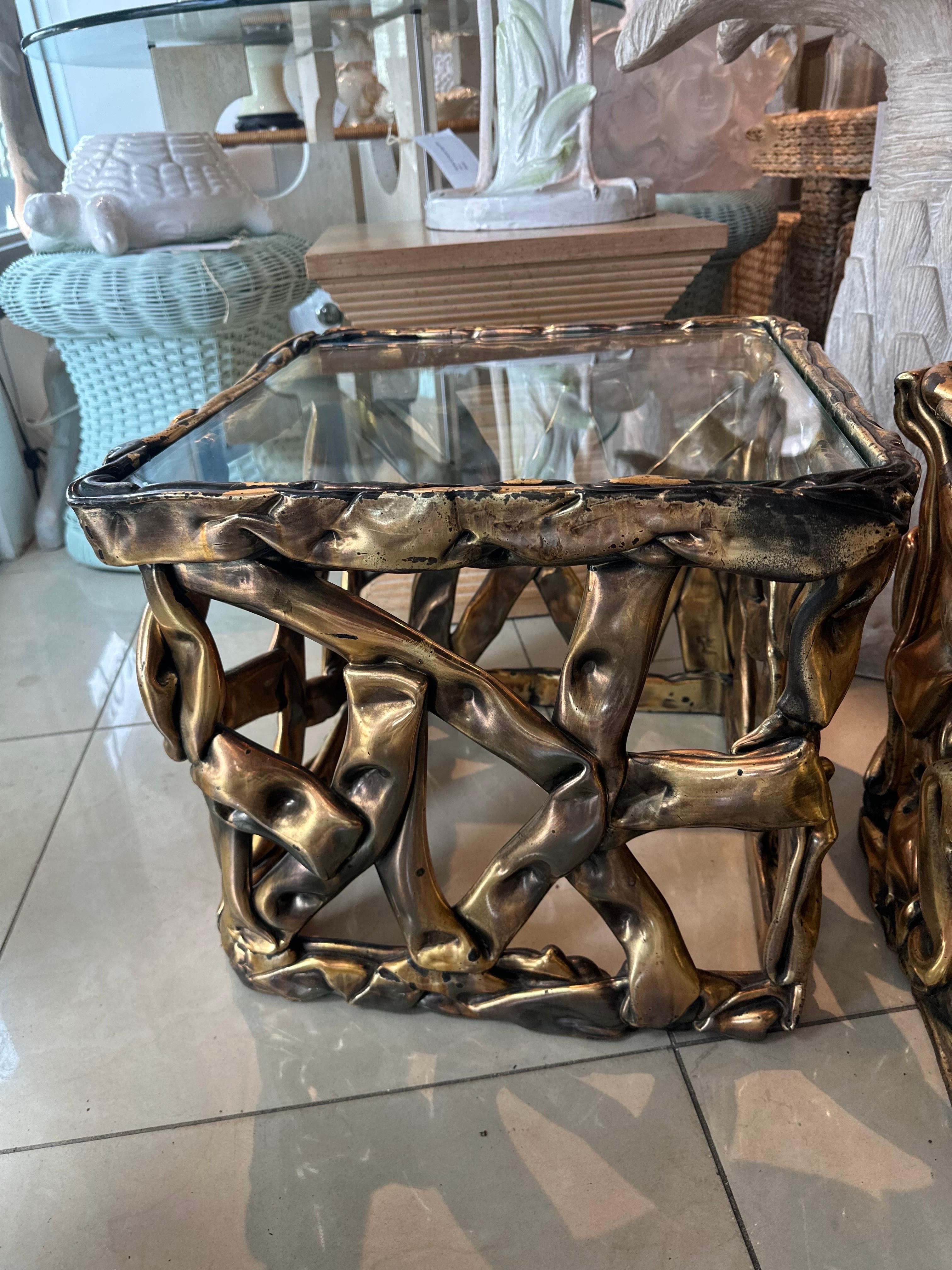 Vintage Modern Pareja Mesas Acrílicas Doradas 1970 Stanley Ribbon Side End Drink Tables en Bueno Estado en West Palm Beach, FL