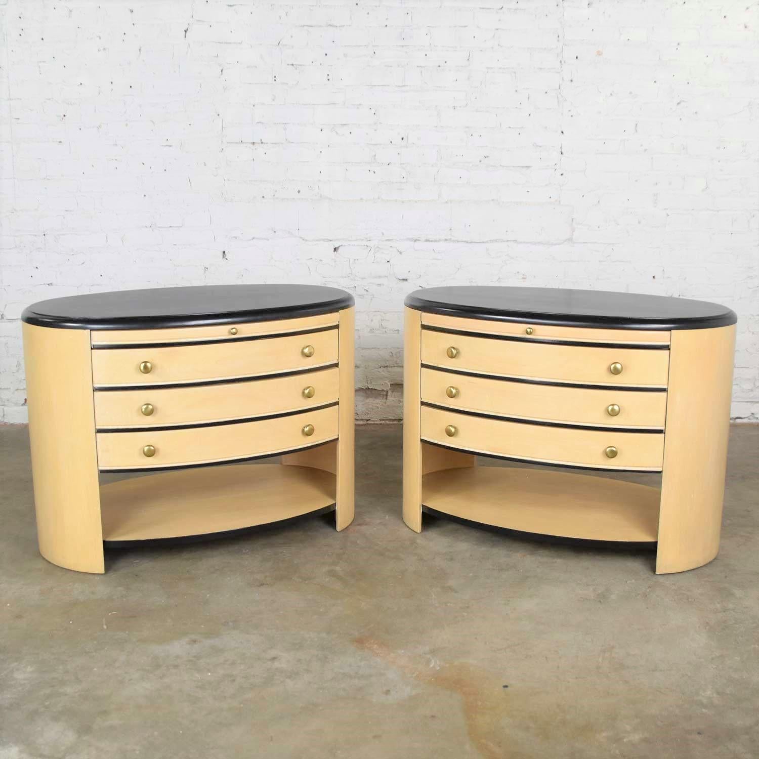 Unknown Vintage Modern Pair of Oval Blonde and Black Nightstands or Bedside Cabinets