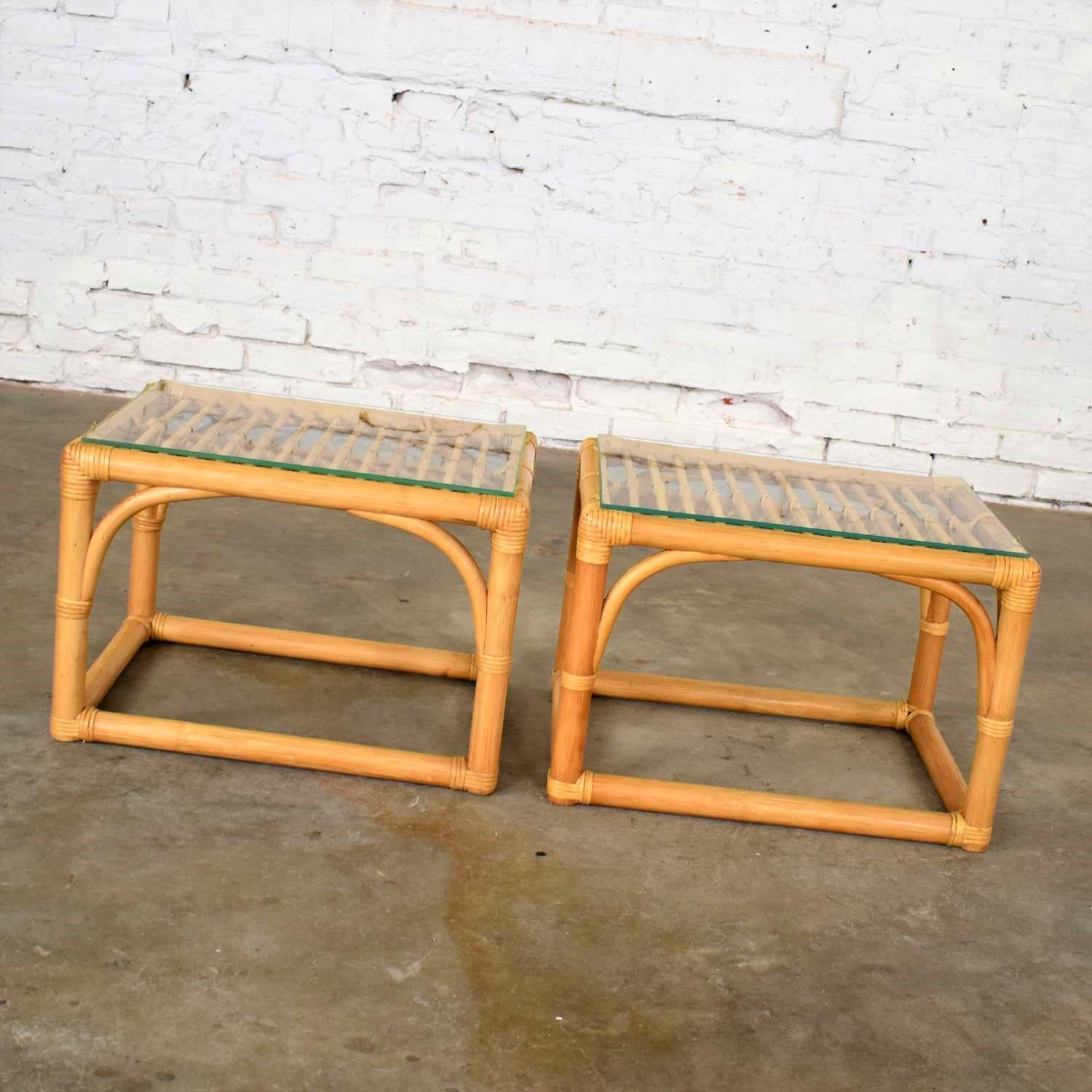 Vintage Modern Pair of Rattan Rectangular Side Tables or End Tables w/ Glass Top For Sale 1