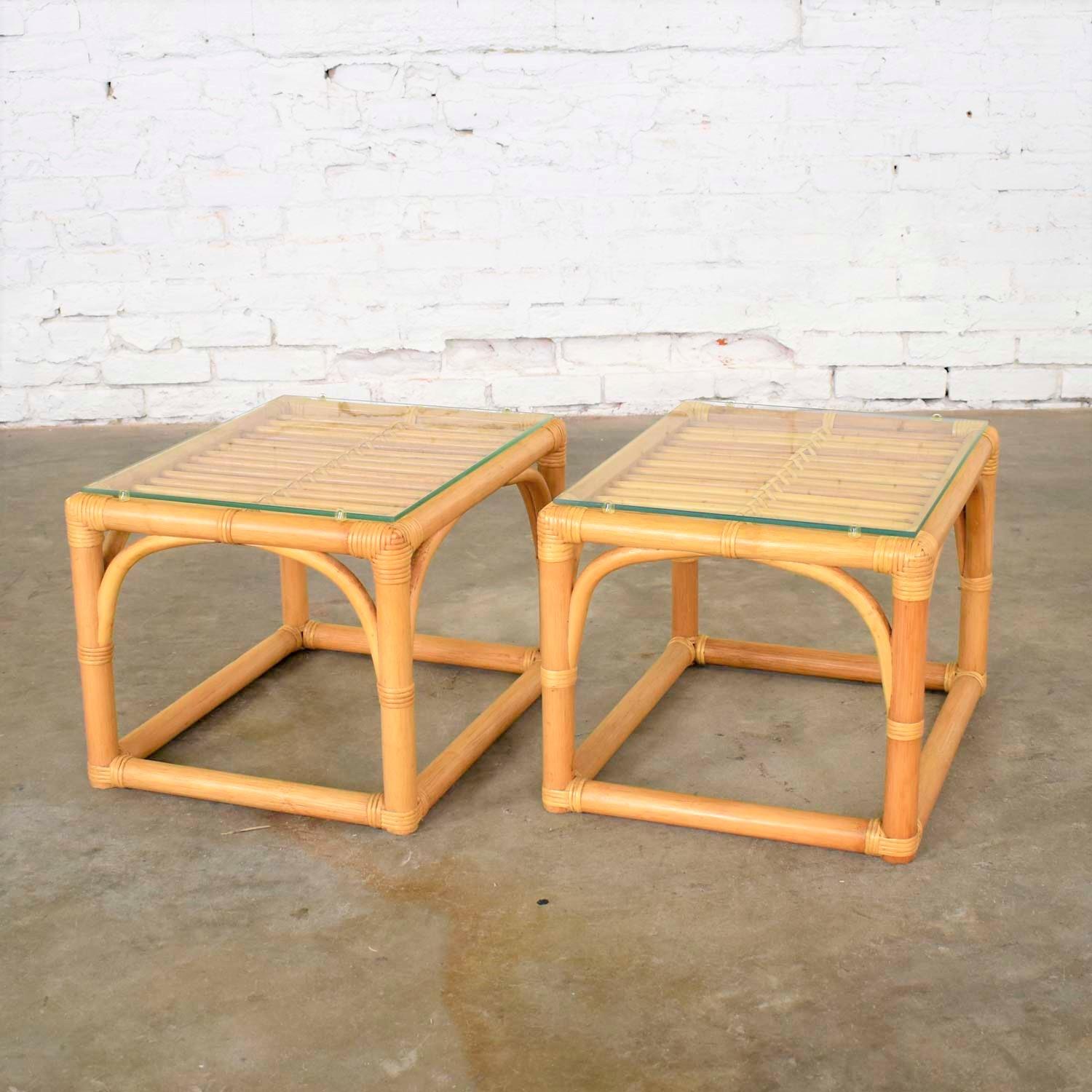 Vintage Modern Pair of Rattan Rectangular Side Tables or End Tables w/ Glass Top For Sale 2