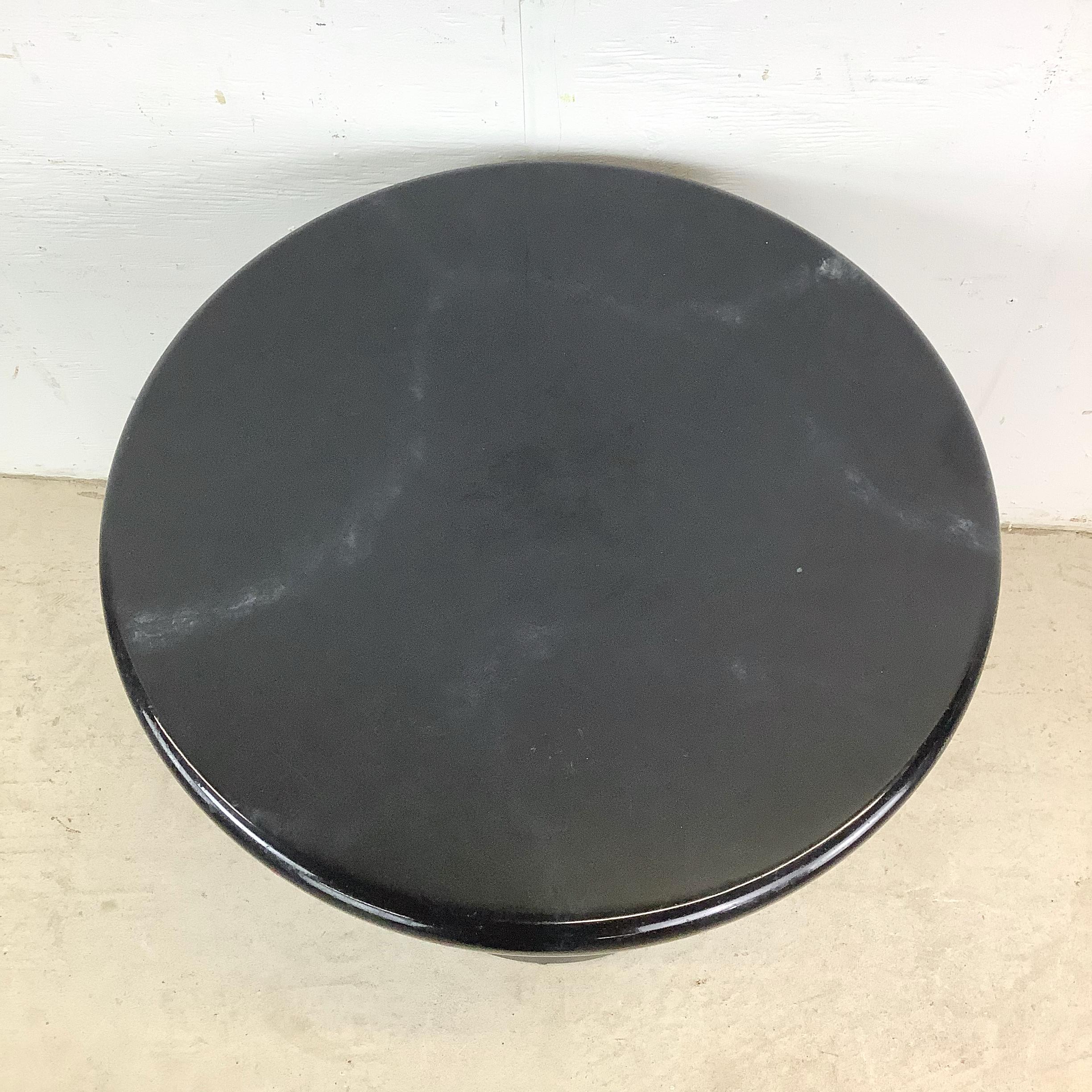 Vintage Modern Pedestal Beistelltisch (Unbekannt) im Angebot