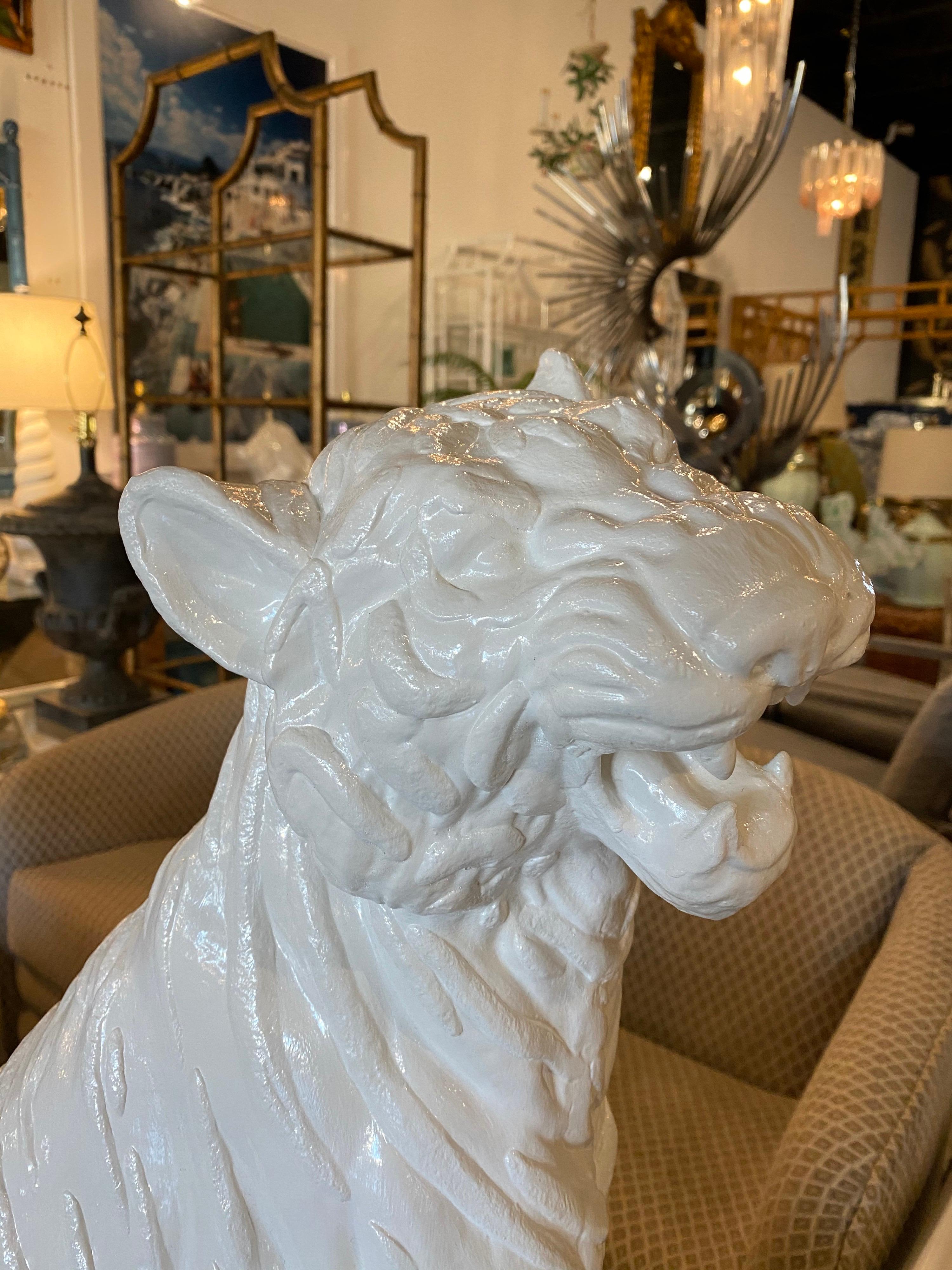 Lovely vintage plaster lacquered white gloss tiger statue. No chips or breaks.