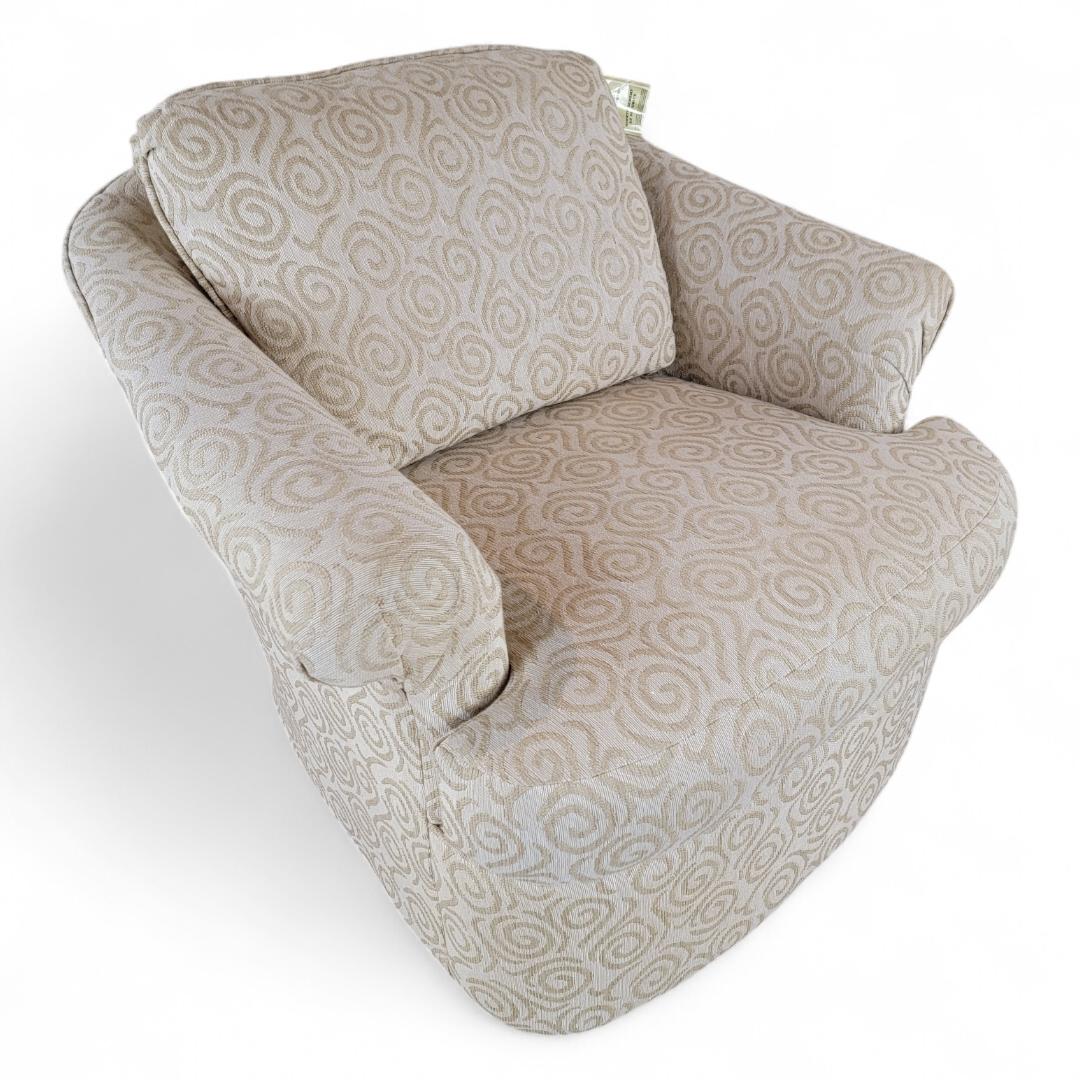Moderne Vintage Modern Retro Upholstered Scroll Arm Swivel Lounge By  Sam Moore en vente