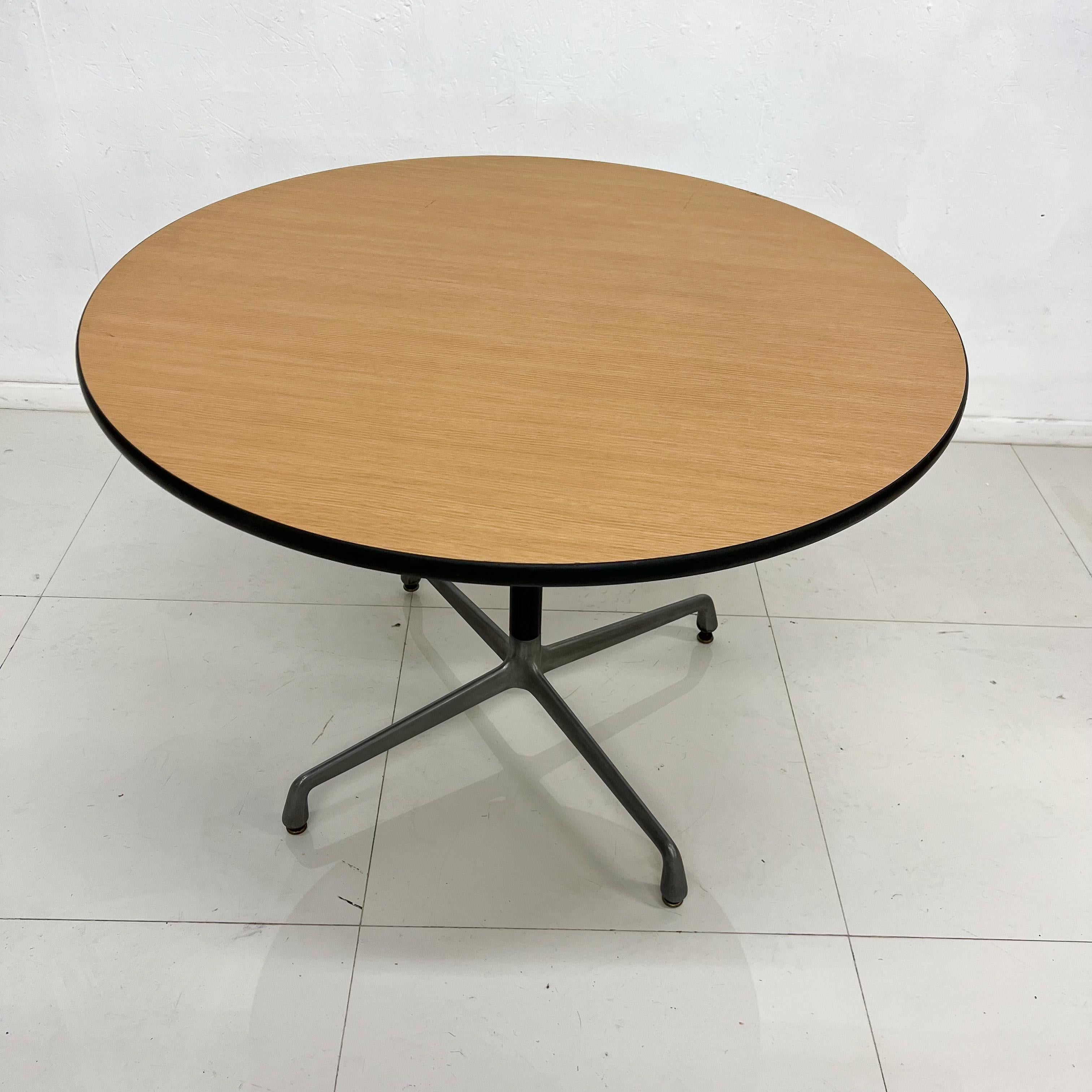 1980s Charles & Ray Eames Table by Herman Miller Aluminum Group 2