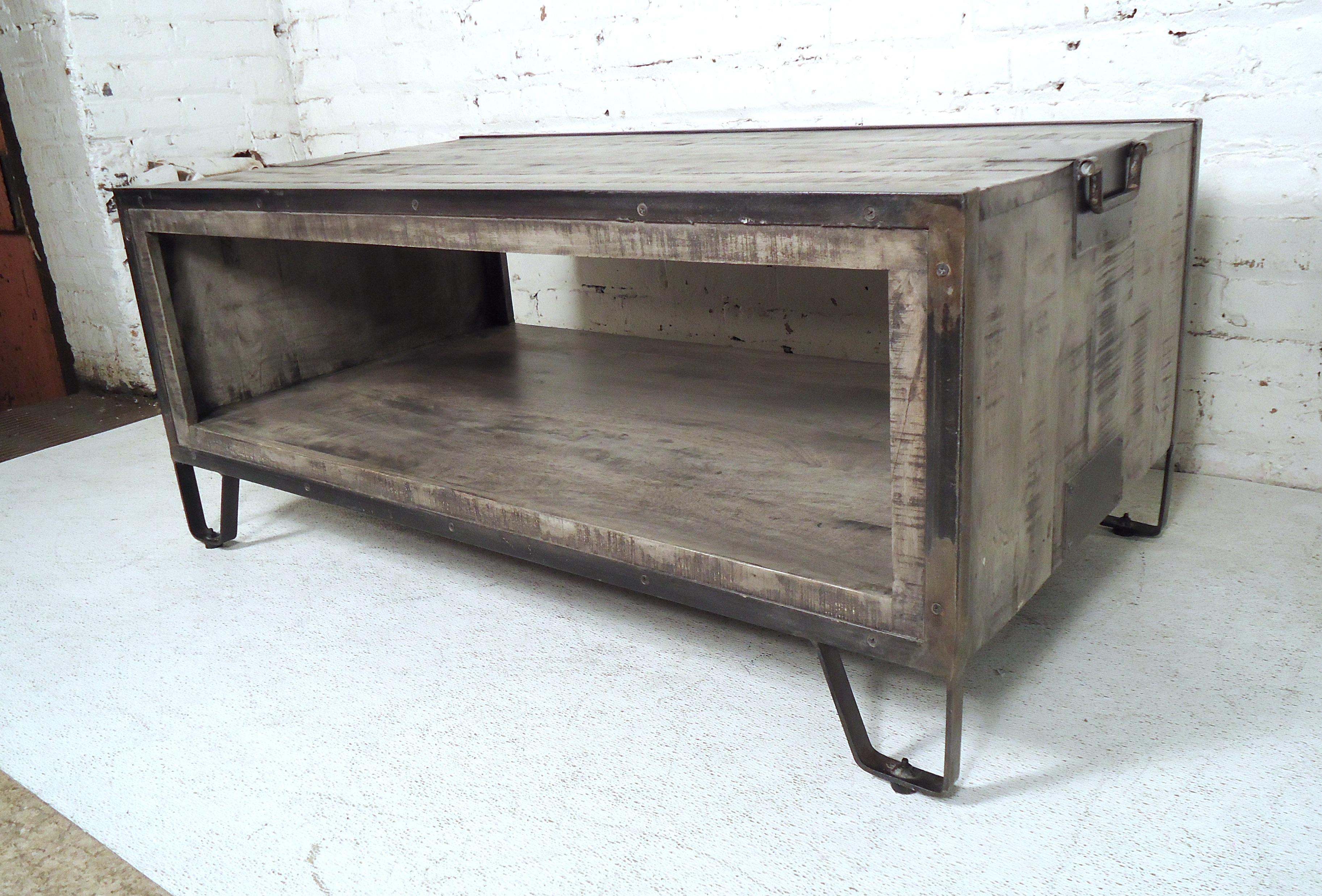 Industrial Vintage Modern Style Coffee Table 