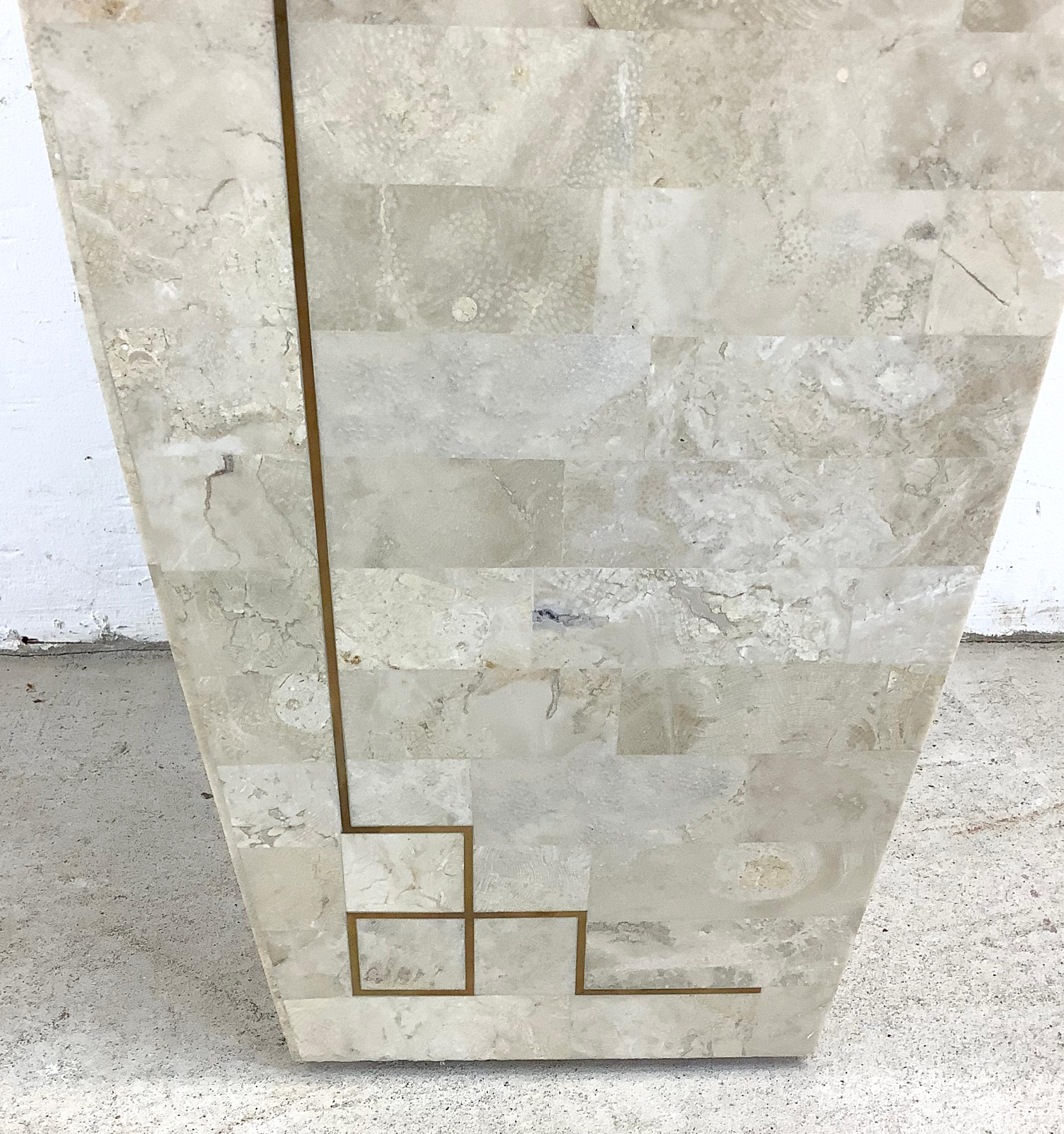 Piedistallo da esposizione tessellato moderno vintage in vendita 10