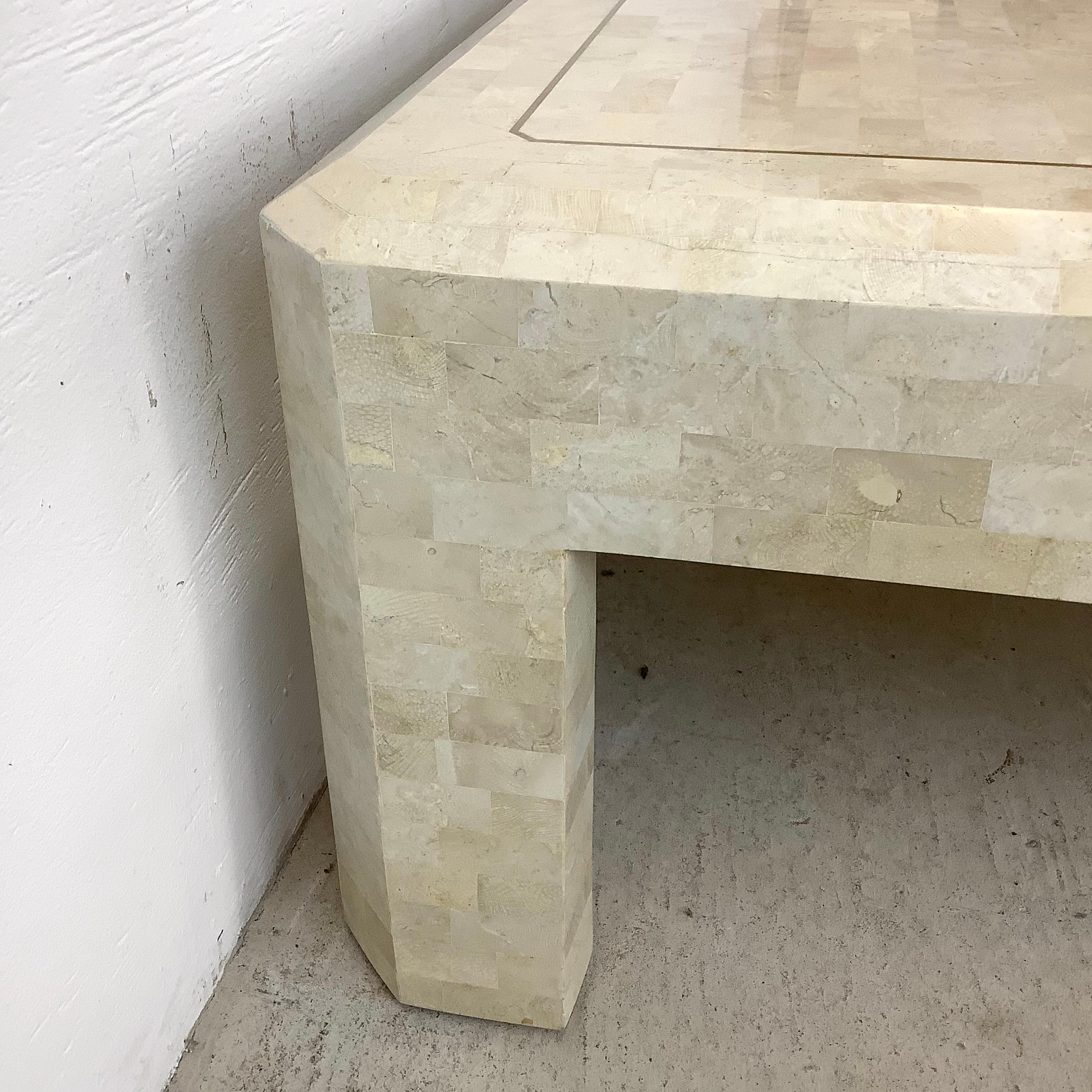 Table basse moderne en pierre tessellée attr. Smith & Smith en vente 5
