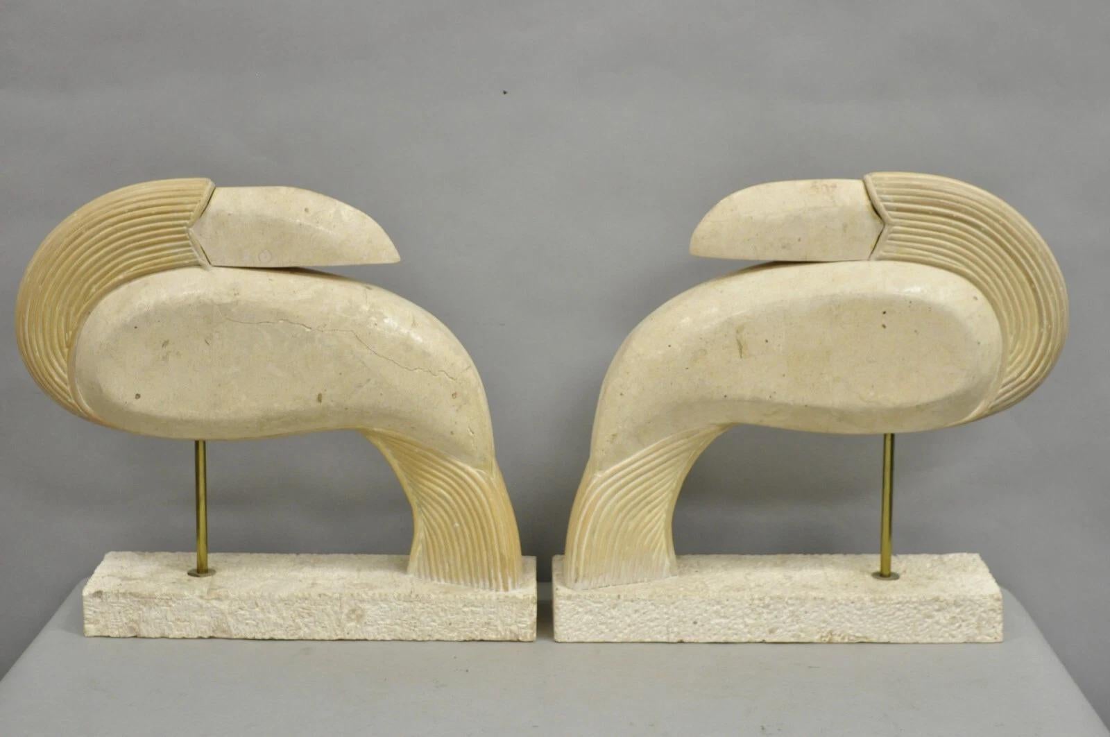 Scultura moderna d'epoca di uccello tucano in marmo travertino tessellato - coppia in vendita 4