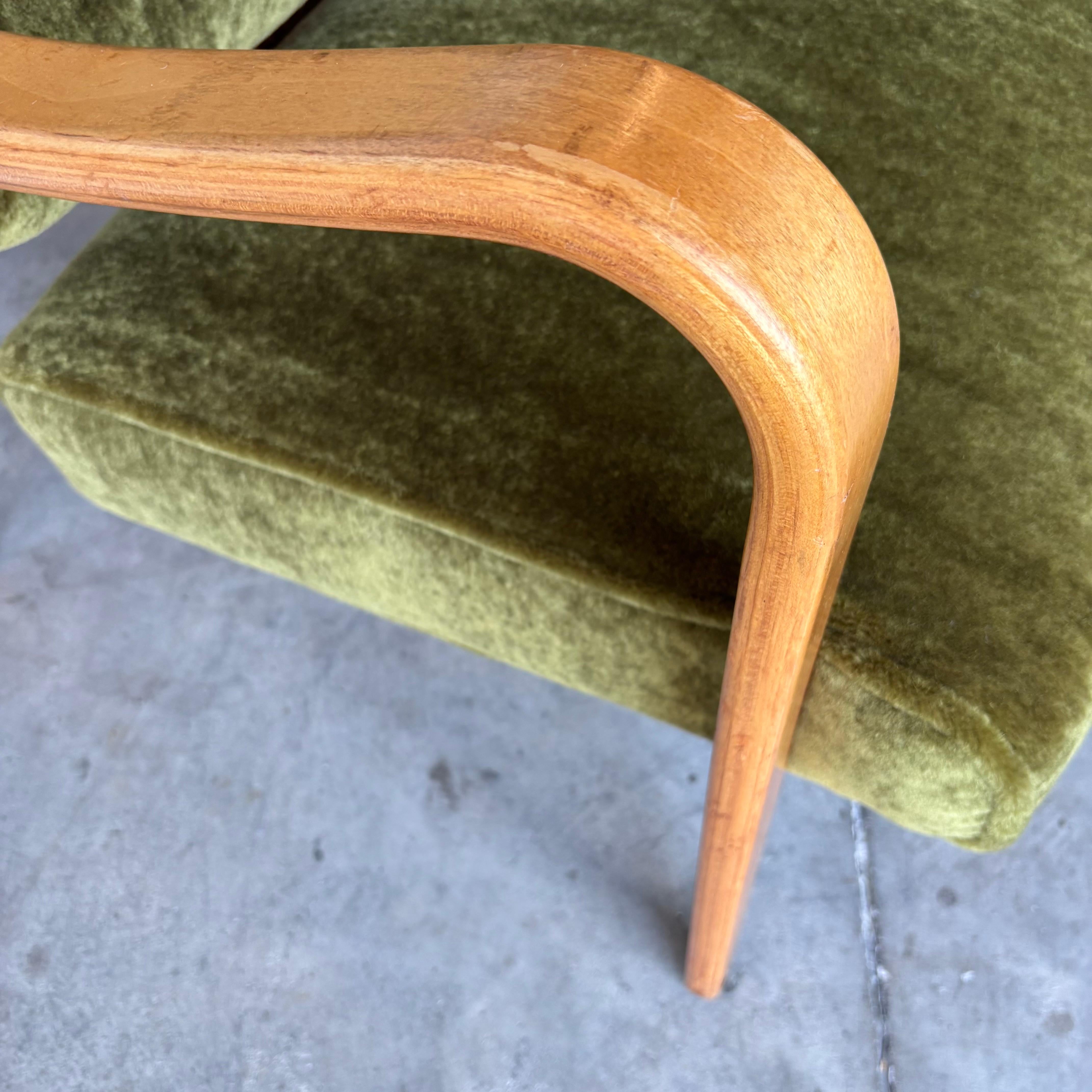 20ième siècle Vintage Modern Thonet Loveseat, New Mohair en vente