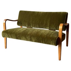 Moderne 2-Sitzer-Sofa aus der Jahrhundertmitte