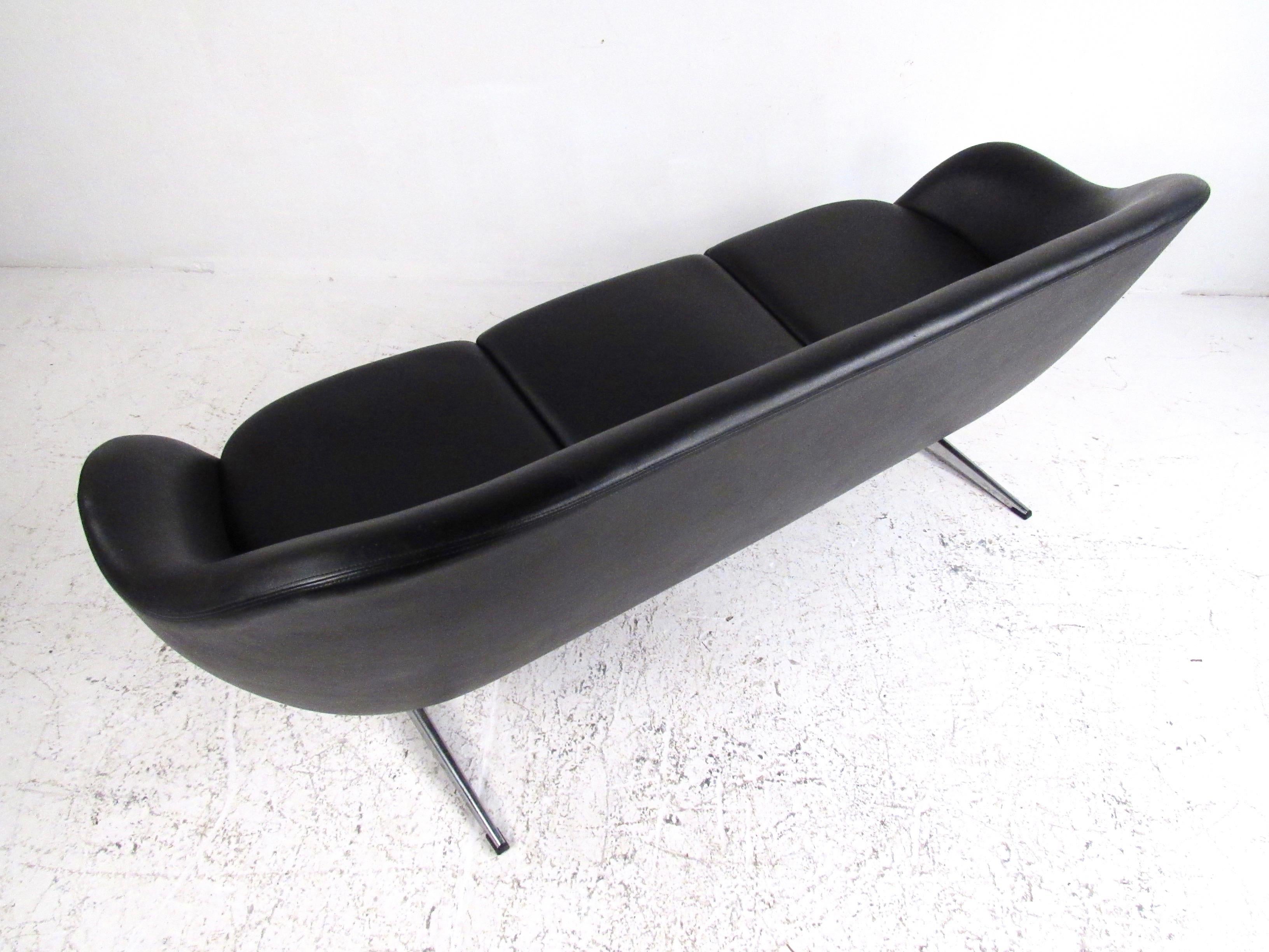 Vintage Modern Three-Seat Sofa by Overman 1