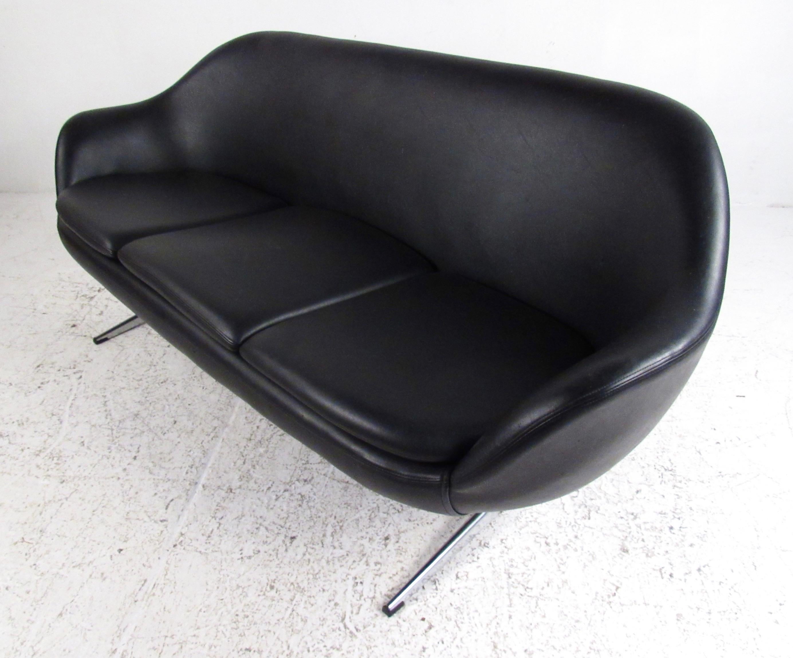 overman sofa