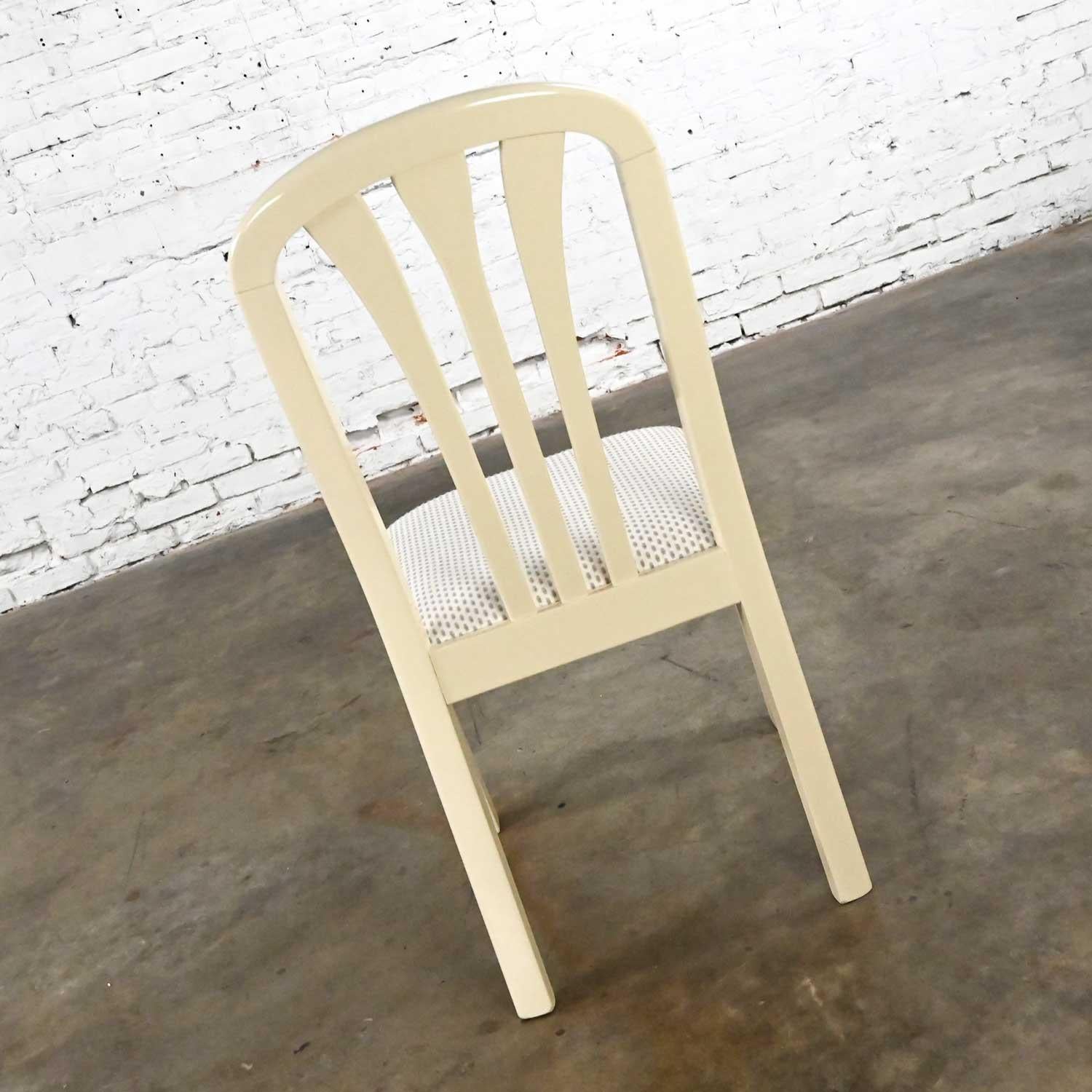 Vintage Modern to Post Modern White Lacquered Side Chair with Arched Top For Sale 4