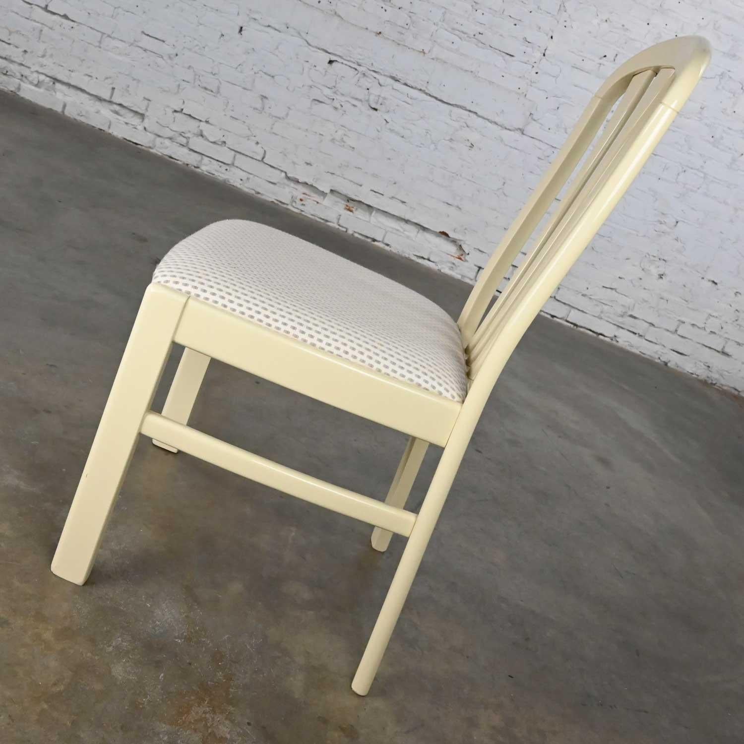 Vintage Modern to Post Modern White Lacquered Side Chair with Arched Top For Sale 1