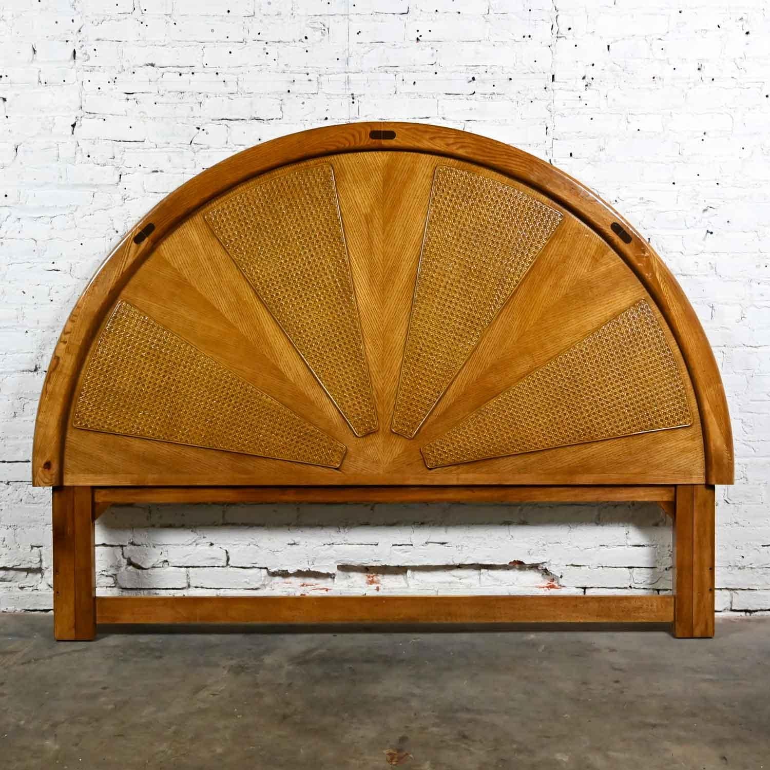 Vintage Modern to Postmodern Arched Rising Sun Pattern Oak & Cane King Headboard For Sale 10