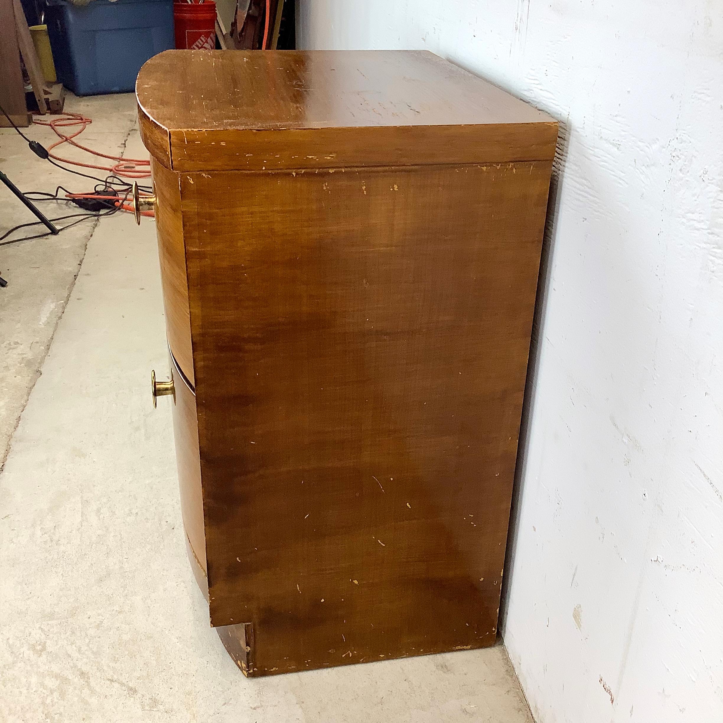 Legno Comodino a due cassetti Vintage By in vendita