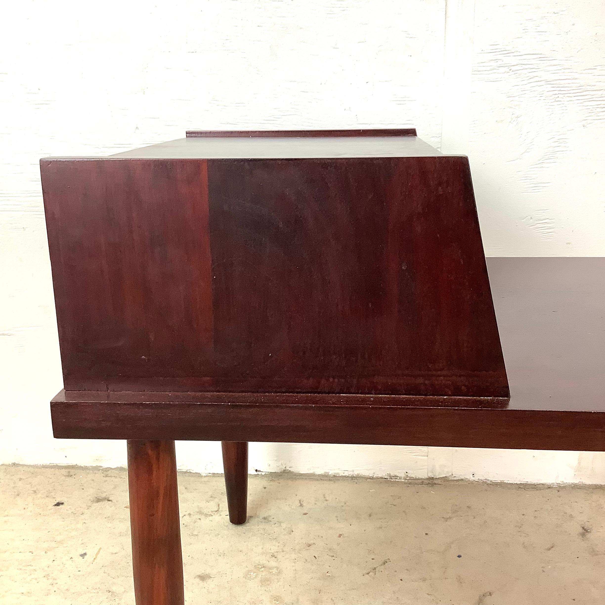 Mid-20th Century Vintage Modern Two Tier End Table