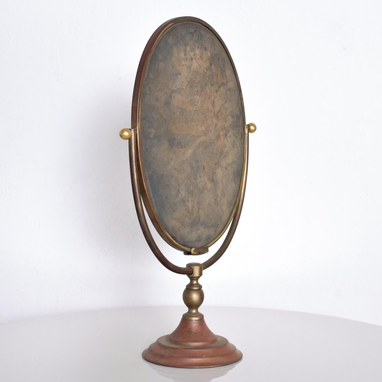 oval table mirror
