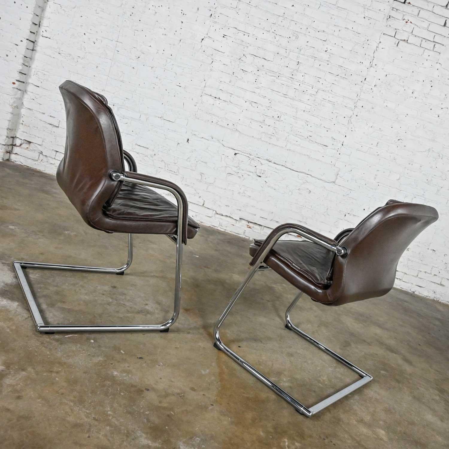 Vintage Modern Vecta Contract Brown Leather & Chrome Cantilever Pair of Chairs In Good Condition For Sale In Topeka, KS