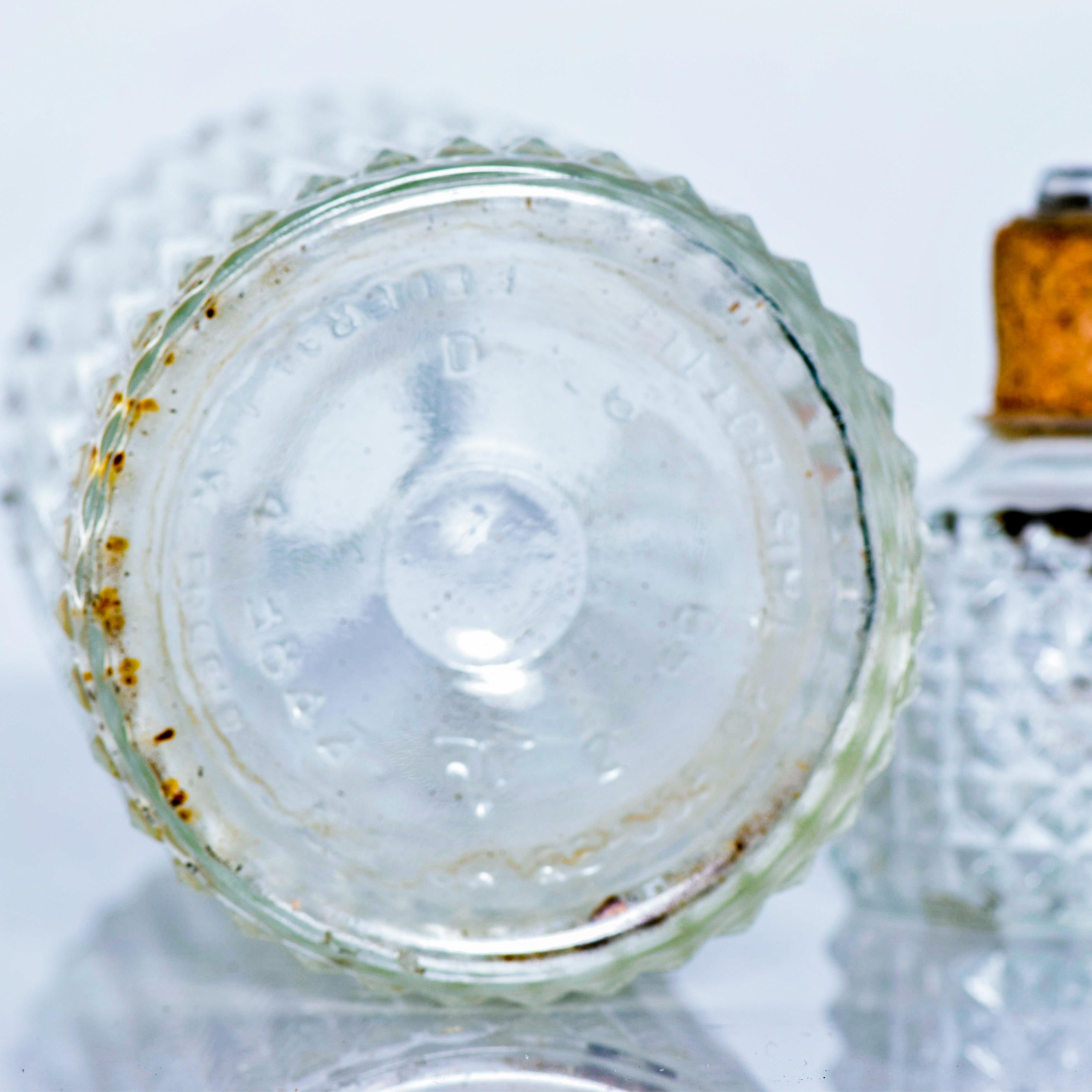Cut Glass 1970s Modern Whiskey Bottle Decanter Diamond Cut-Glass Cork Stopper