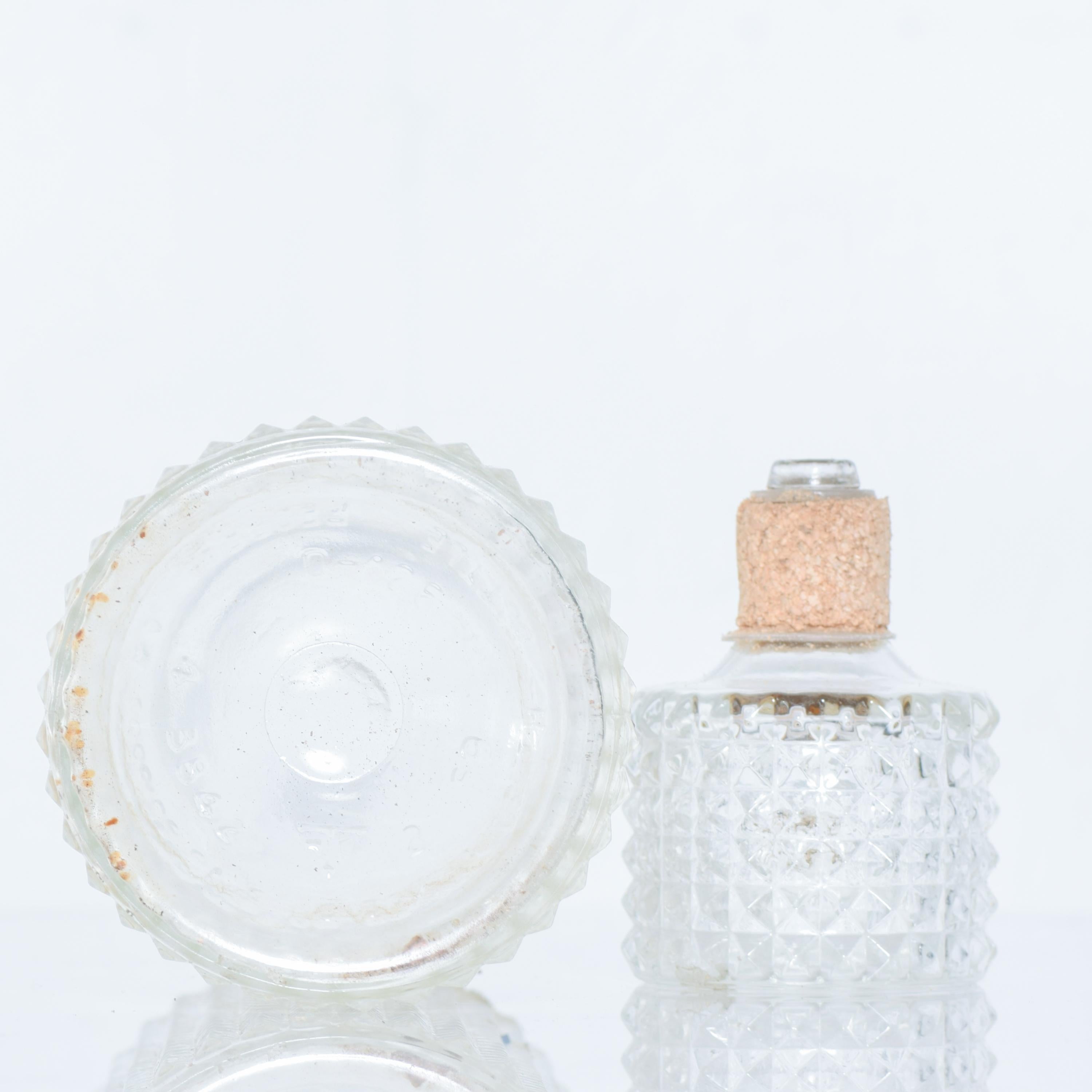 American 1970s Modern Whiskey Bottle Decanter Diamond Cut-Glass Cork Stopper