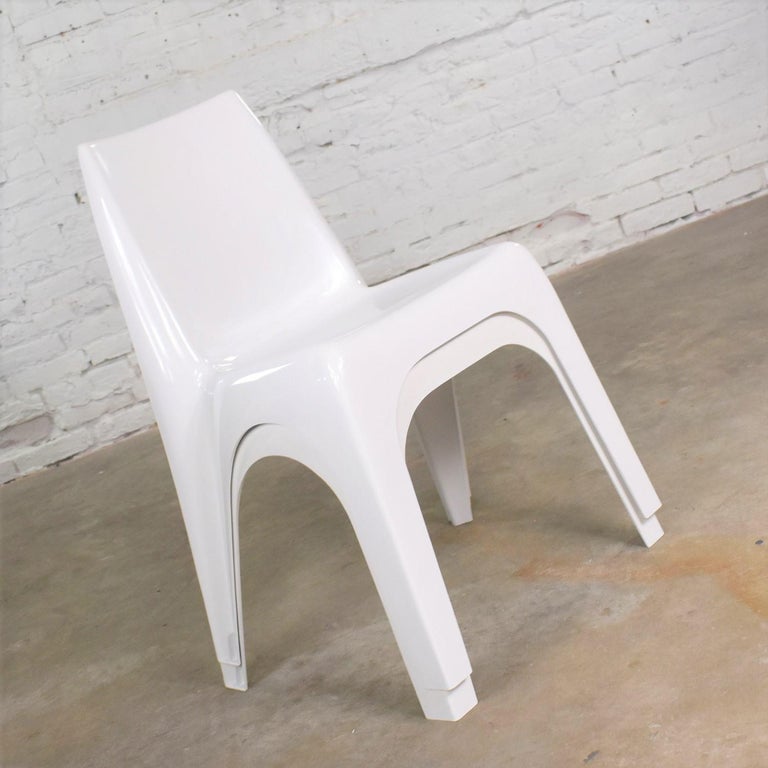 Vintage Modern White Molded Plastic Chairs Style Of Kartell 4850 By Castiglioni For Sale At 1stdibs