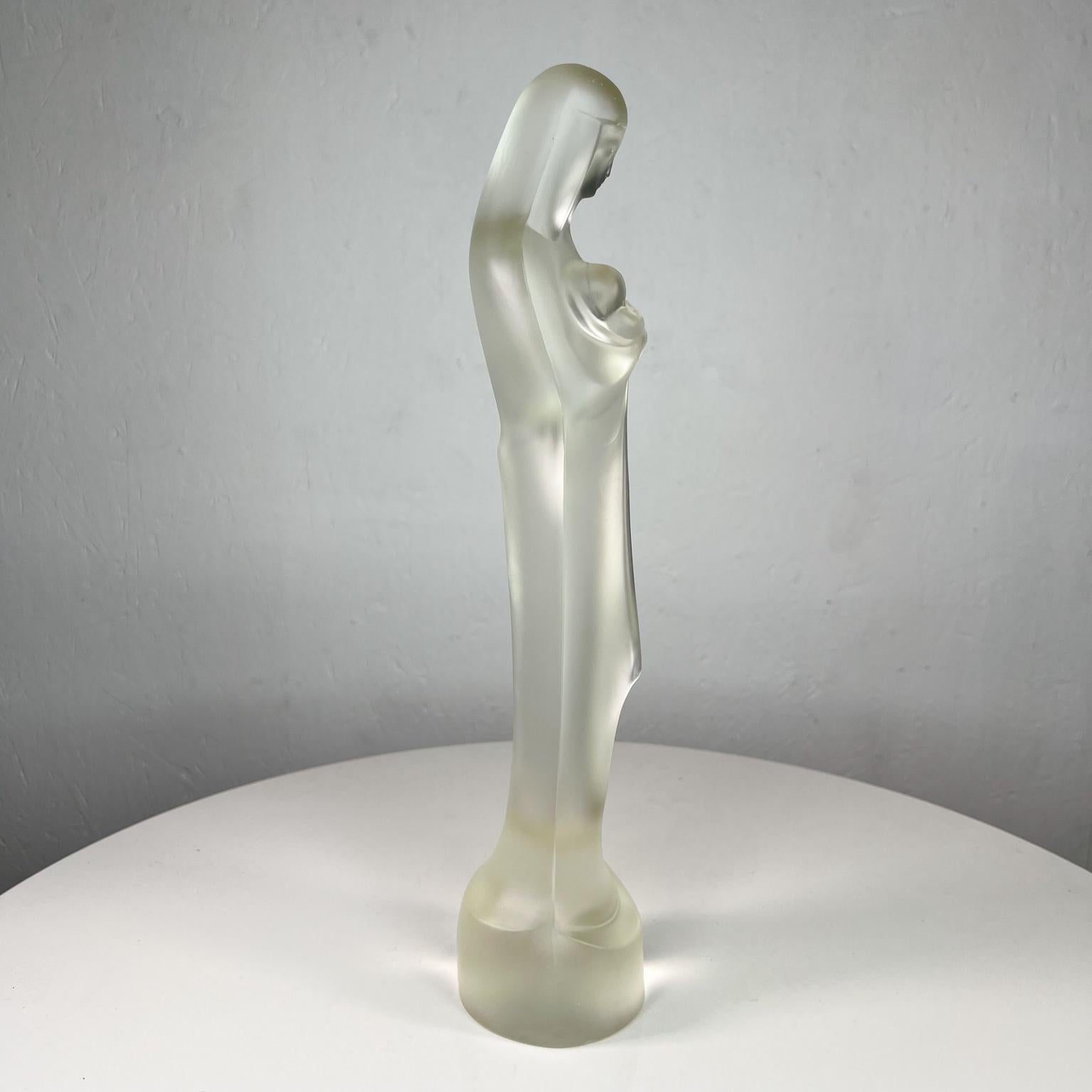 1960s Modernism Madonna and Child Sculpture Frosted Art Glass Figurine In Good Condition In Chula Vista, CA